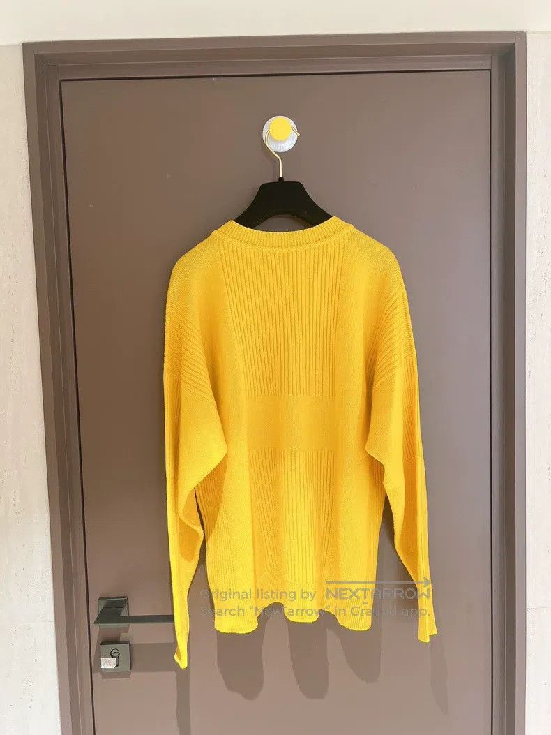 Hermes Hermes Yellow Loose Cashmere Knit Sweater Size XS / US 0-2 / IT 36-38 - 2 Thumbnail