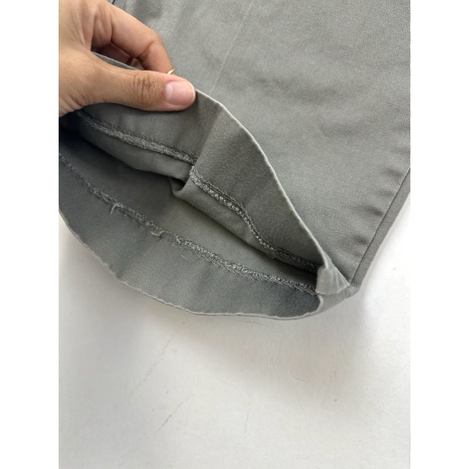 Savane VINTAGE Savane Pants Men’s 47x29 Khaki Big And Tall Pleated Designer Pants Khakis 90s Preppy Mens Size US 30 / EU 46 - 3 Thumbnail