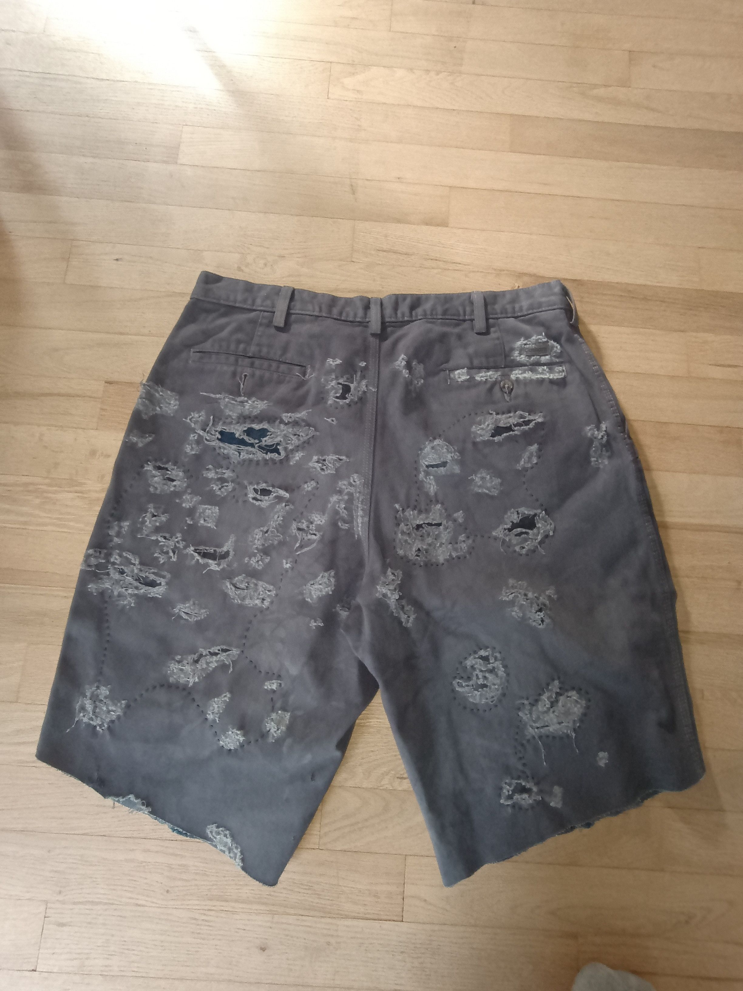Carhartt Distressed Carhartt shorts Size US 34 / EU 50 - 2 Thumbnail