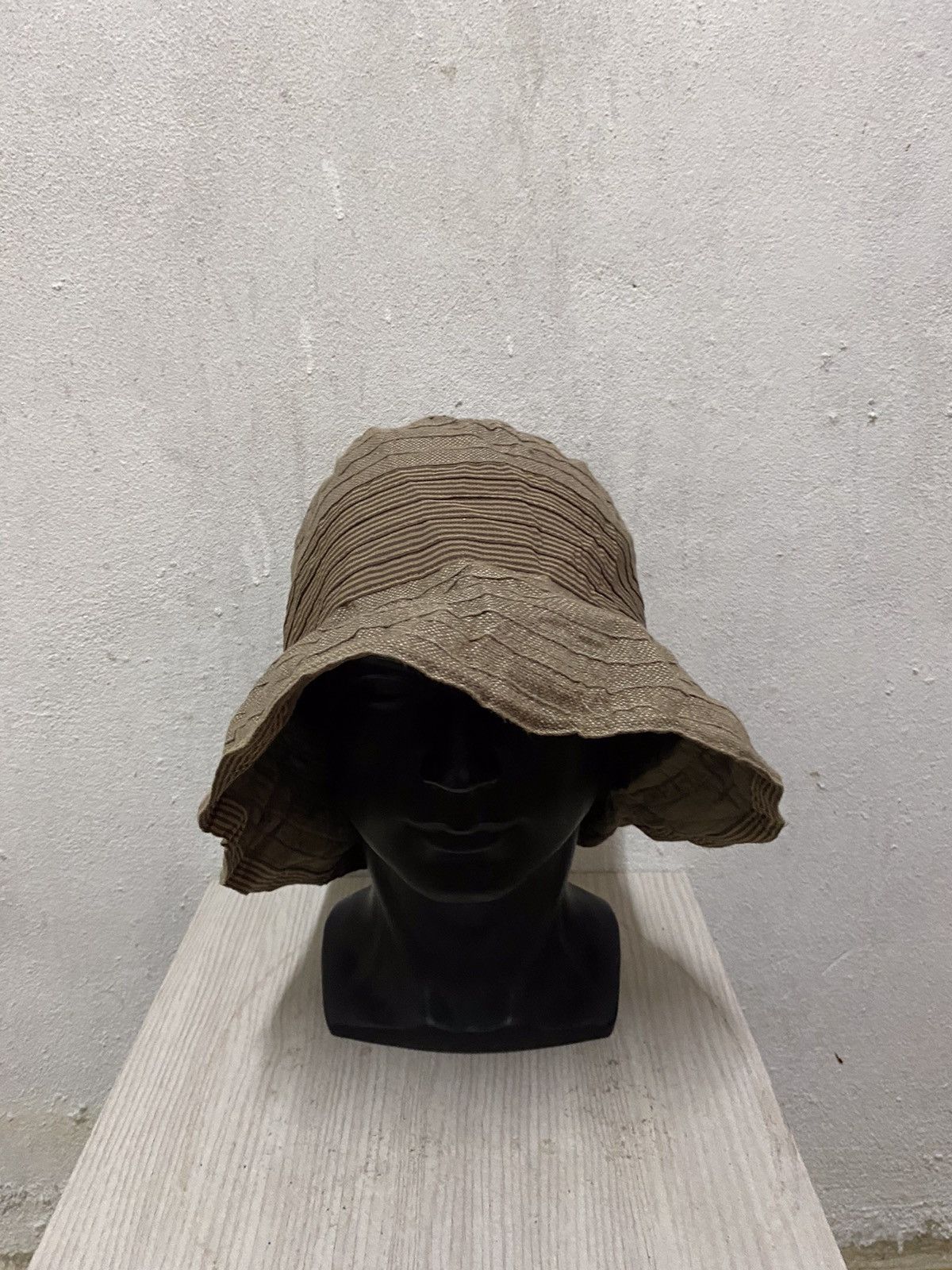 Japanese Brand Rare National Trust Design Bucket Hat Size ONE SIZE - 2 Thumbnail