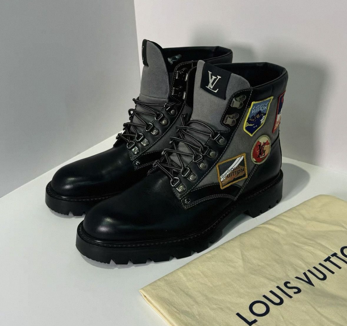 Louis Vuitton Louis Vuitton Black Outdoor Patchwork Boots 0079 Size US 8 / EU 41 - 6 Thumbnail