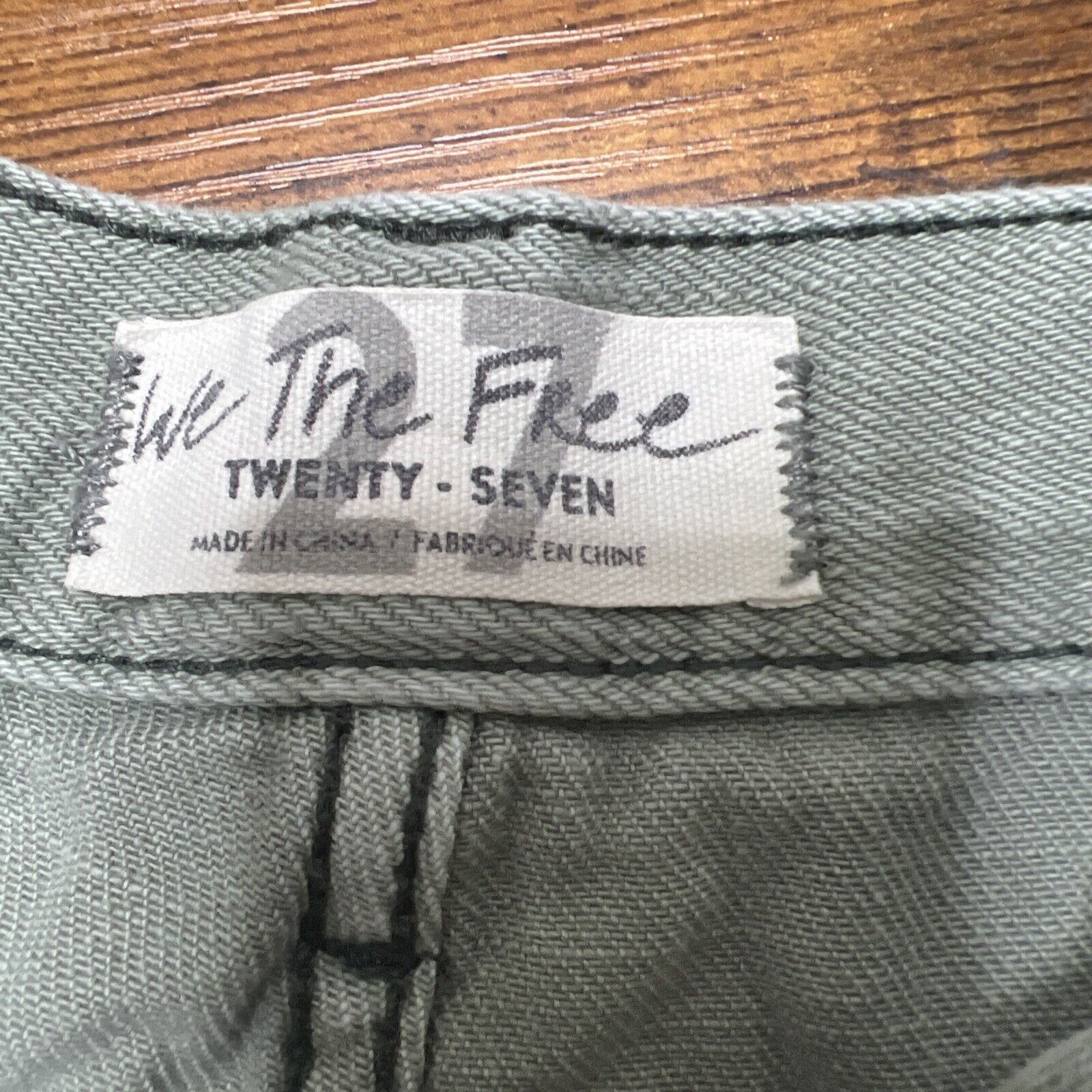Free People Free People Shorts Size 27 Olive Green Raw Hem Button Fly Size 27" / US 4 / IT 40 - 6 Thumbnail
