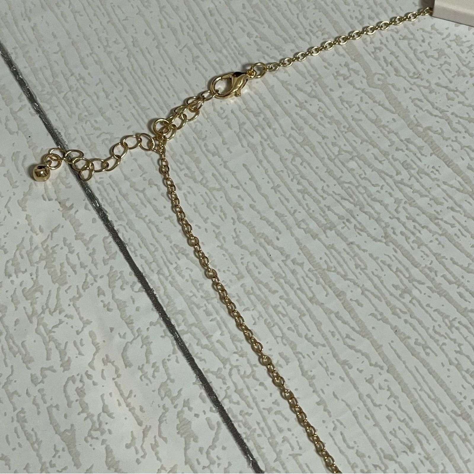 Other FASHION NOVA Rose To The Occasion Gold Necklace NWT Size ONE SIZE - 5 Thumbnail