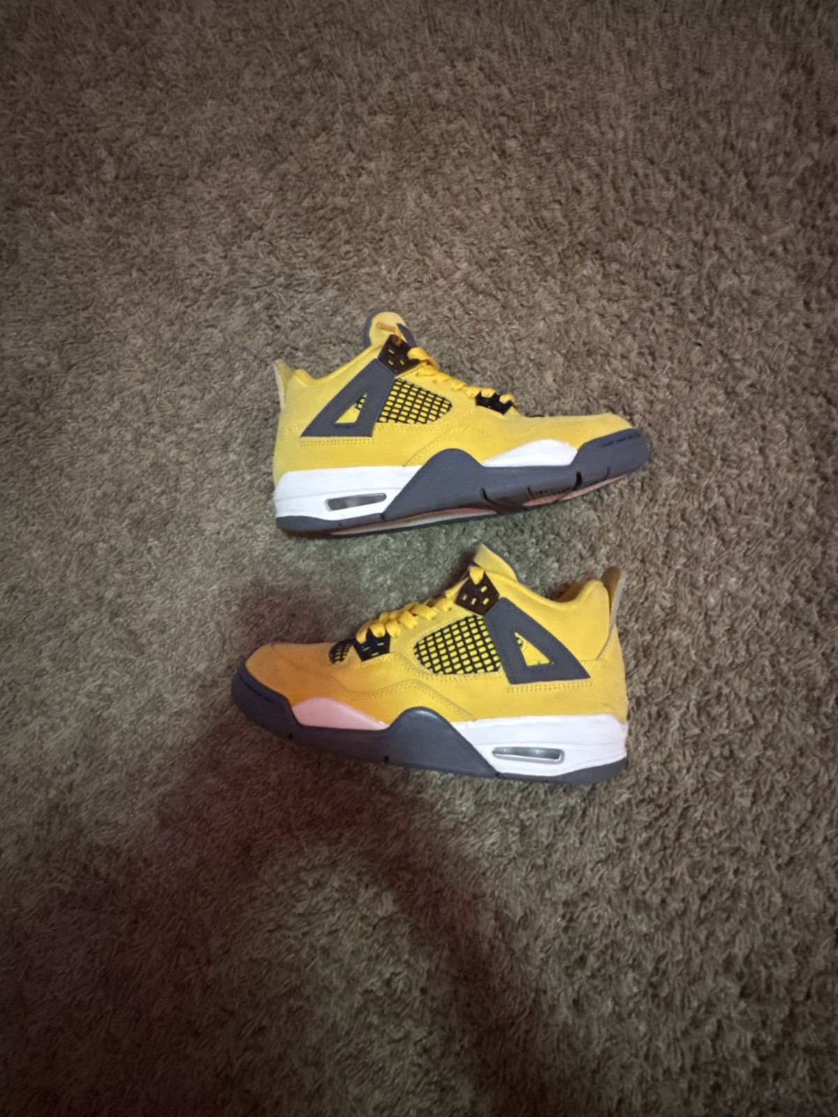 Air Jordan 4 Retro Lightning (2021) (GS)