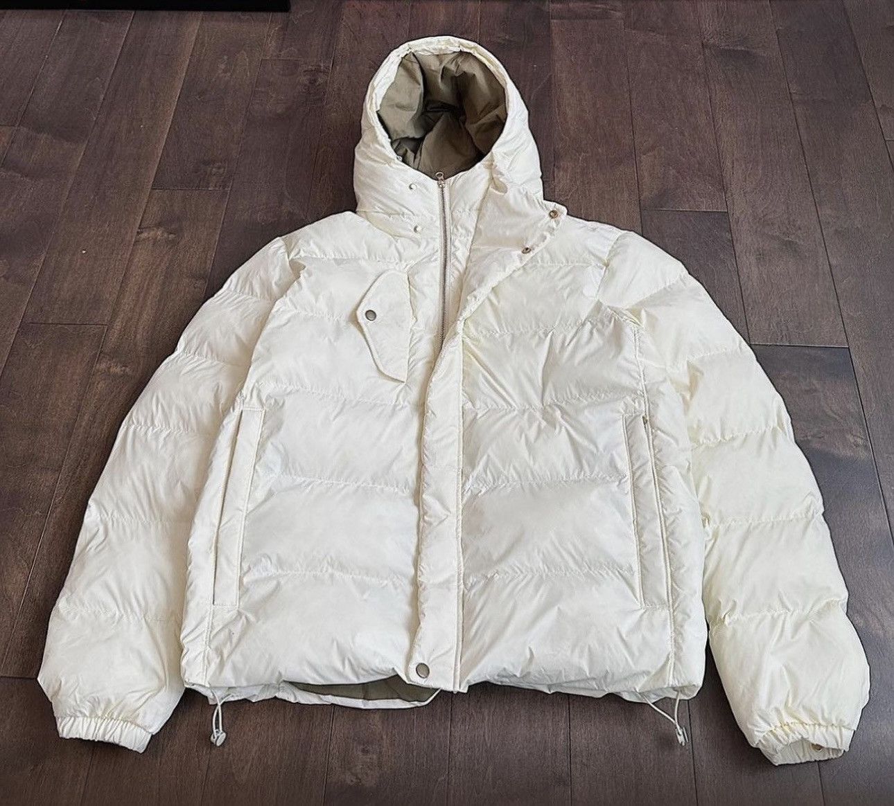 image of Osh Fc Puffer Jacket in Cream/White, Men's (Size Medium)
