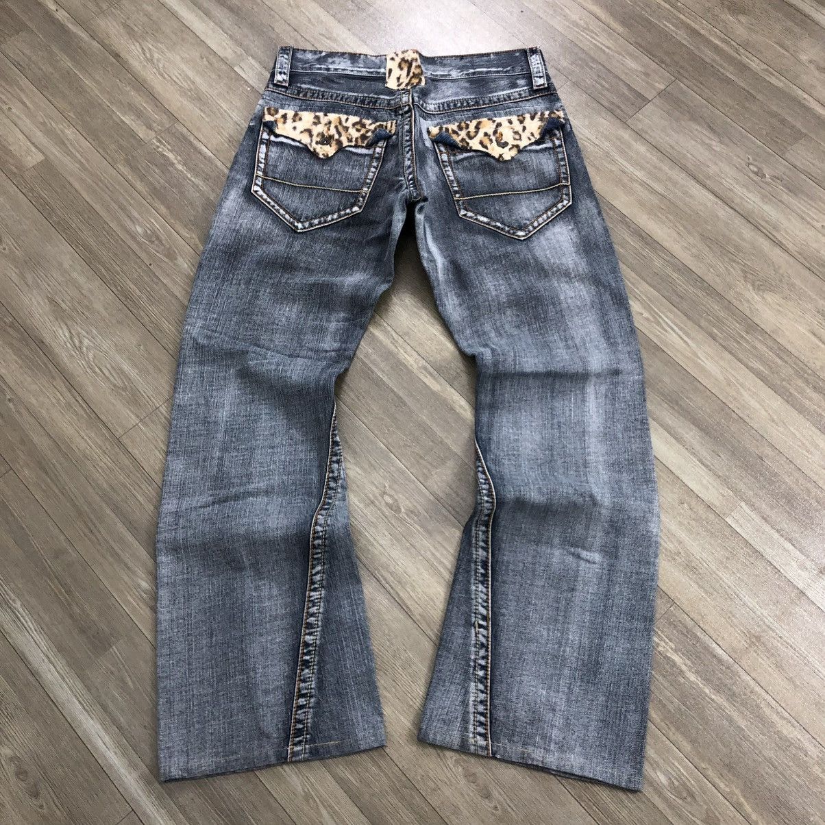 If Six Was Nine × Japanese Brand × semanticdesign 2000s Semantic Design Leopard Distressed LGB Flarred Jeans Size US 30 / EU 46 - 22 Thumbnail