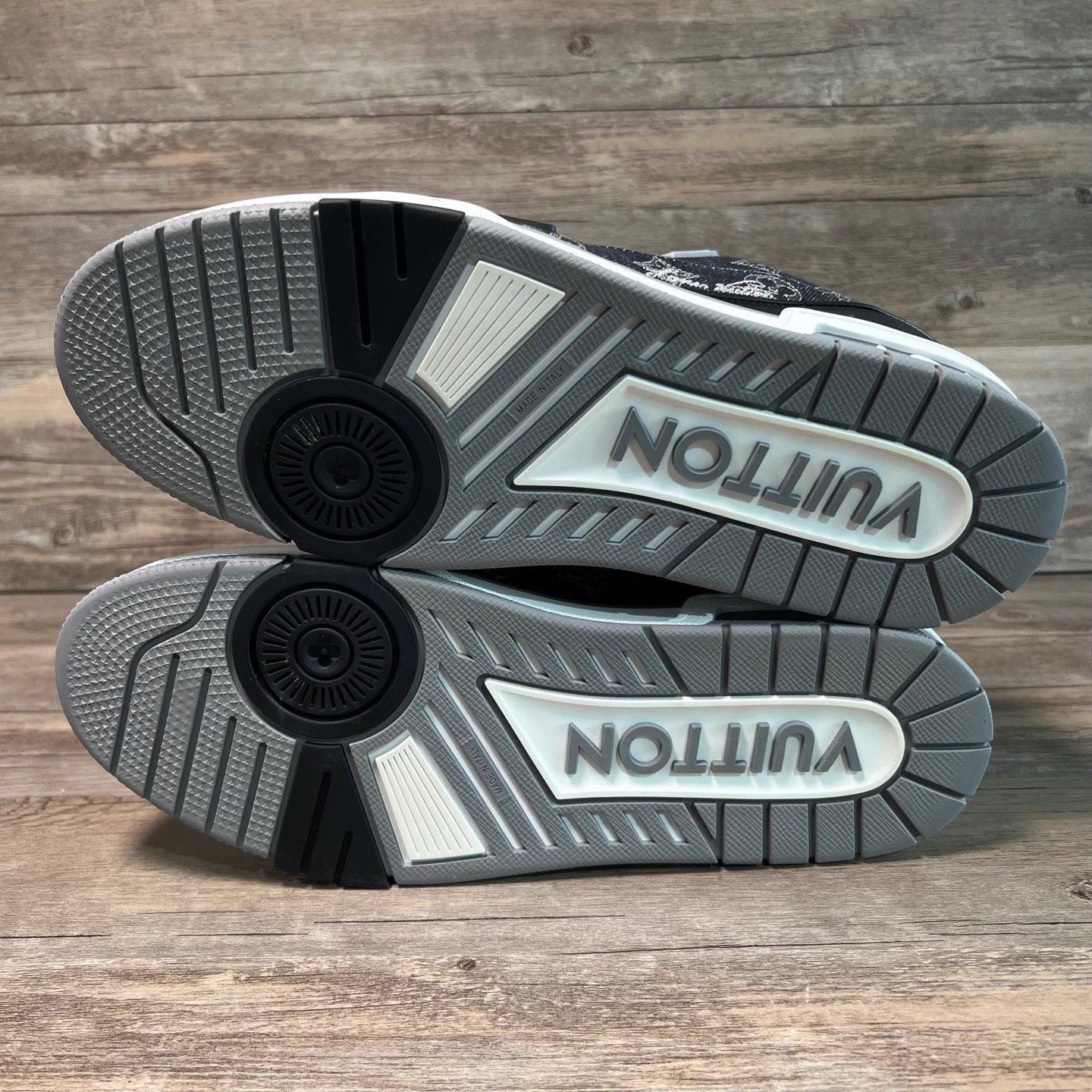 Louis Vuitton LV Trainer 25 Black & White Denim All Over UK10/44 Size US 10 / EU 43 - 6 Thumbnail