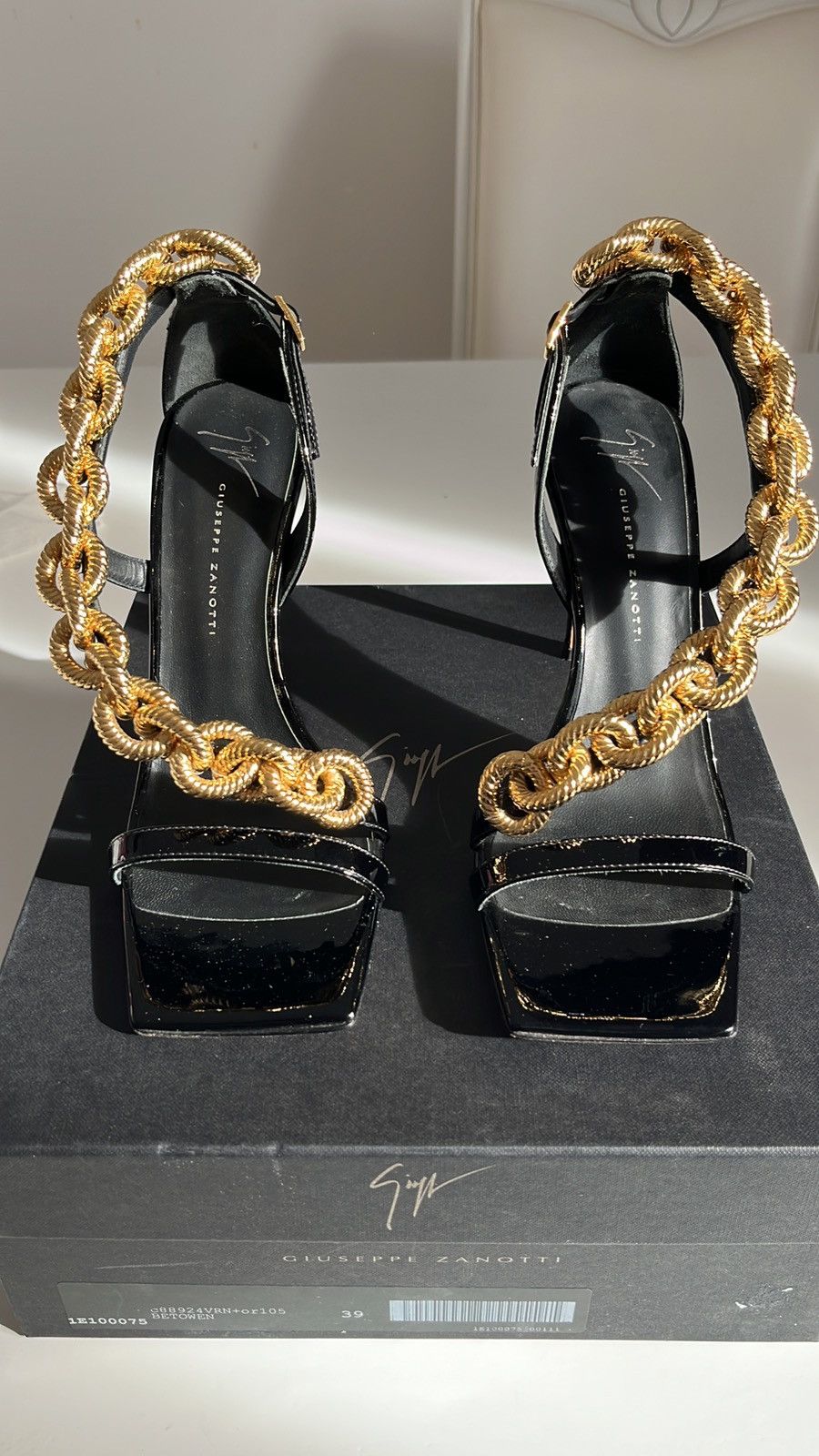 Giuseppe Zanotti Giuseppe Zanotti décolleté Size US 9 / IT 39 - 1 Thumbnail