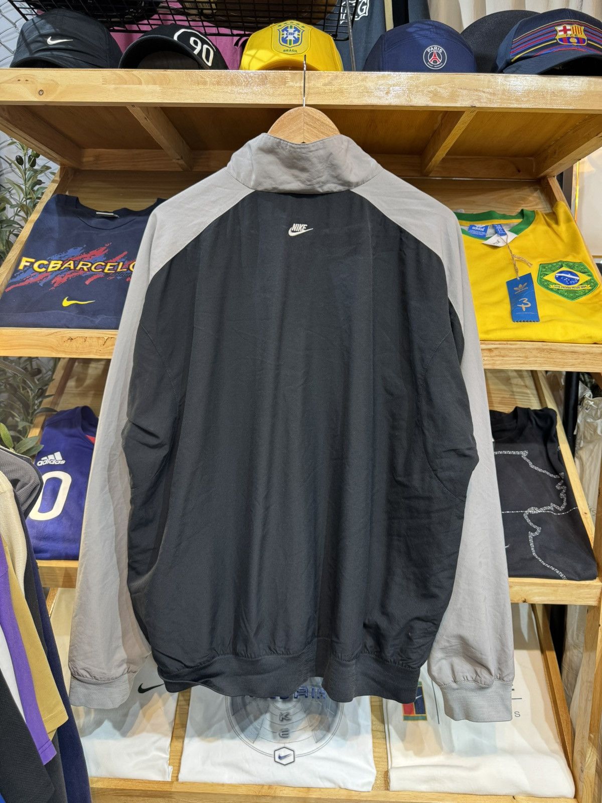 Nike Vintage Nike Minispellouts logo 00's Jacket Size US XXL / EU 58 / 5 - 2 Thumbnail
