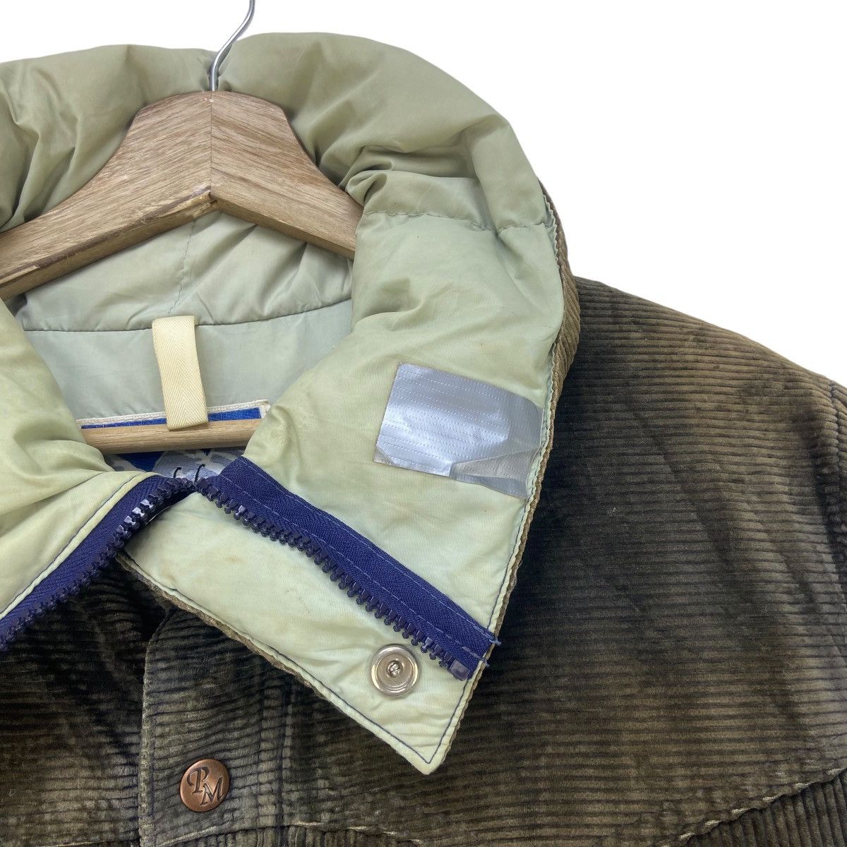 Vintage Vintage Powderhorn Mountaineering Corduroy Goose Down Jacket Size US L / EU 52-54 / 3 - 8 Thumbnail