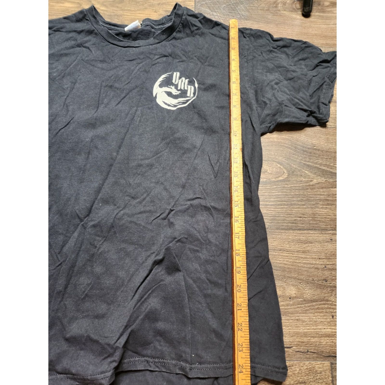 Vintage Men's Black De Minimis Dragon DMD World Tour 2017 Graphic T-Shirt, Size L, Band Tee Size US L / EU 52-54 / 3 - 3 Thumbnail