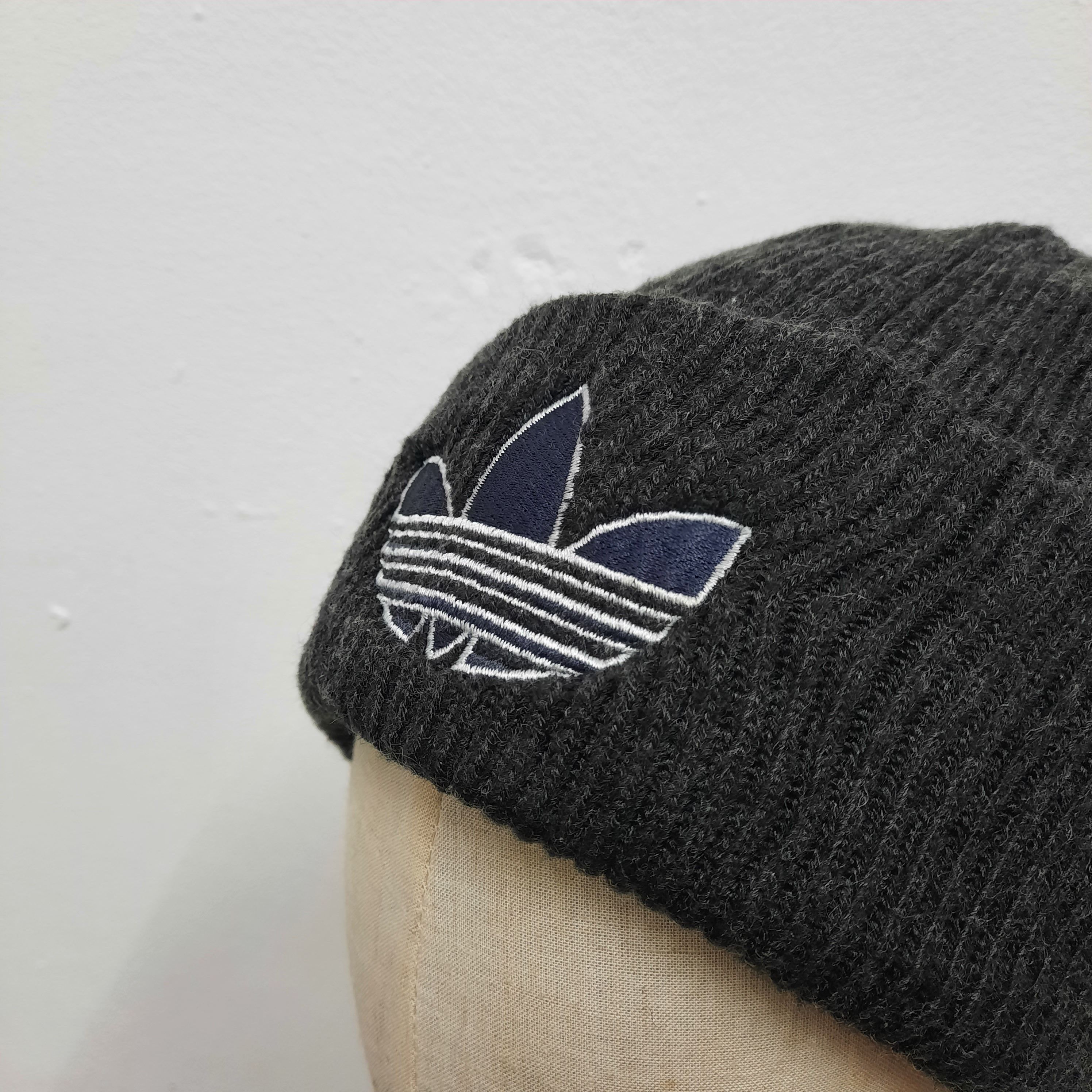 Adidas 🗻 Vintage adidas trefoil logo beanie hat Size ONE SIZE - 3 Thumbnail