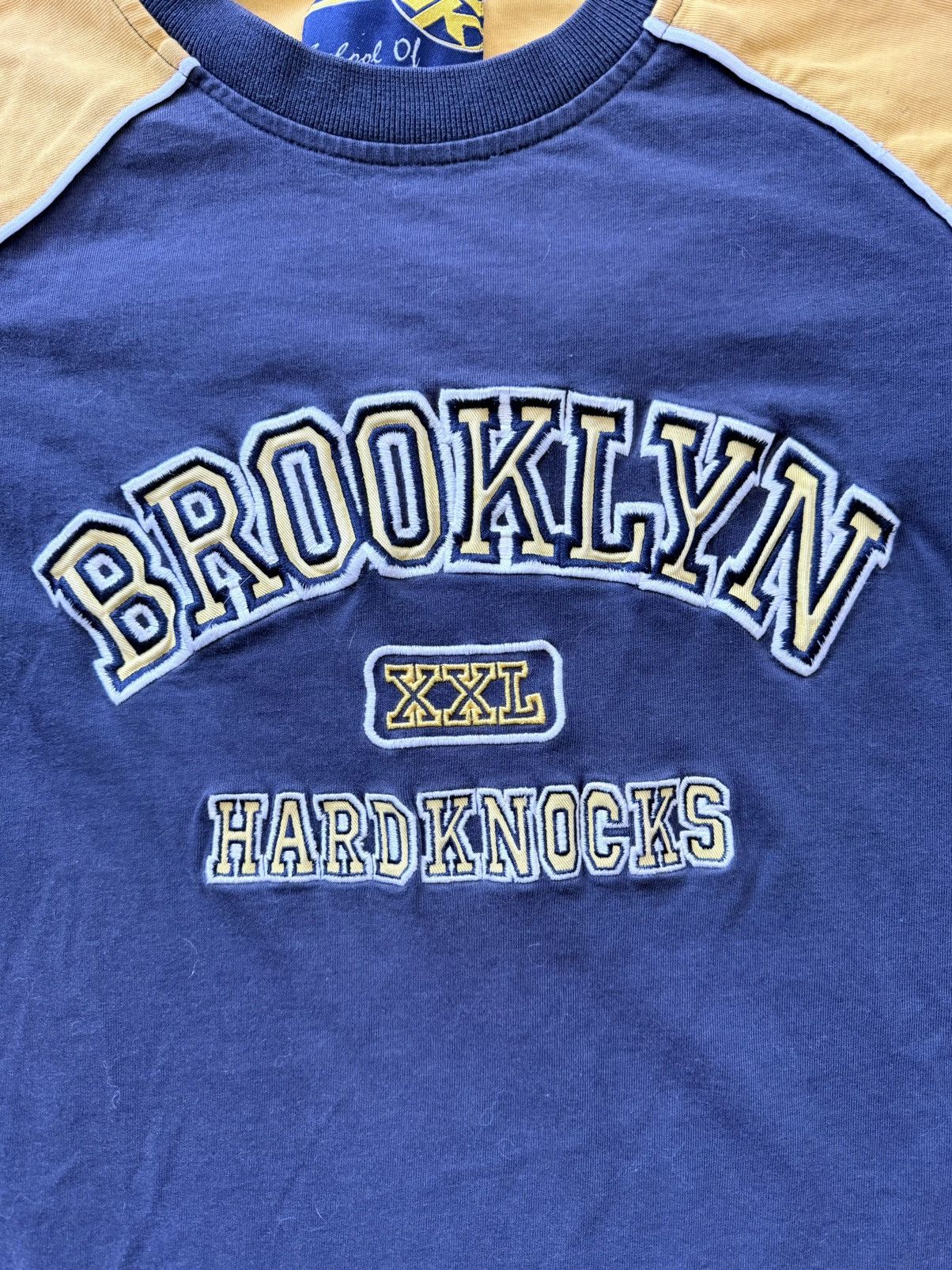 Other Y2K School of Hard Knocks Navy & Yellow Skater Brooklyn Tee Size US XL / EU 56 / 4 - 8 Thumbnail