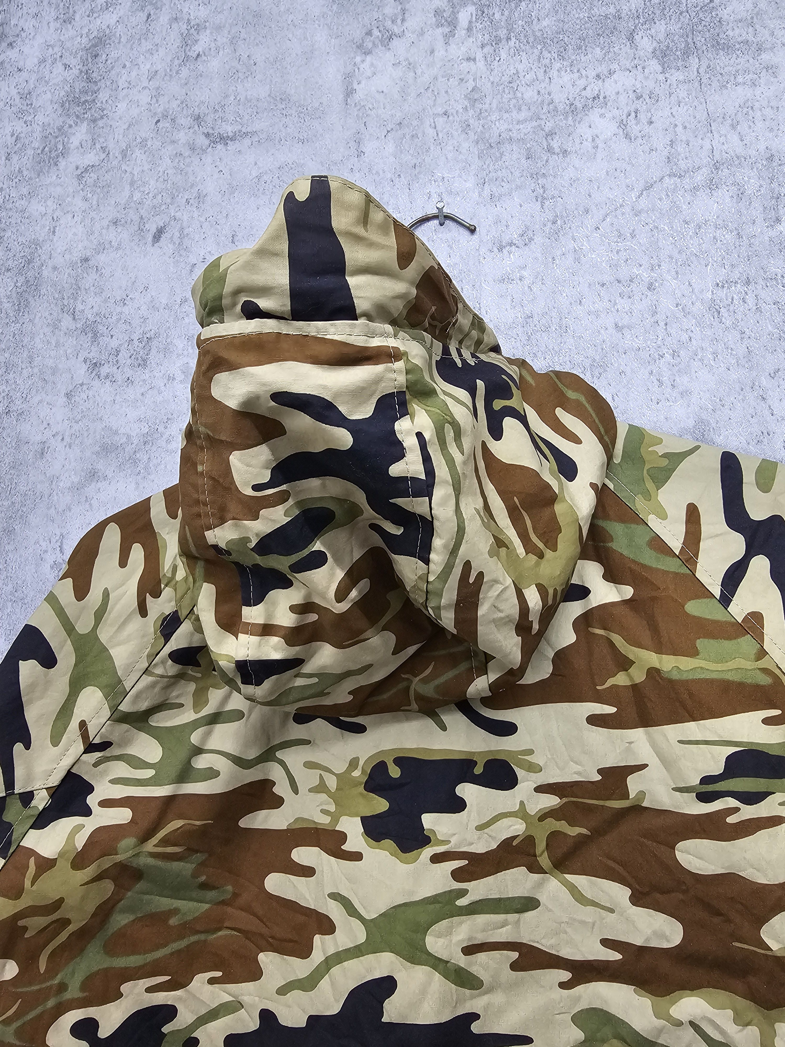 Asics Vtg TARAS BOULBA By Asics Camouflage Revesible Jacket J0086 Size US L / EU 52-54 / 3 - 11 Thumbnail