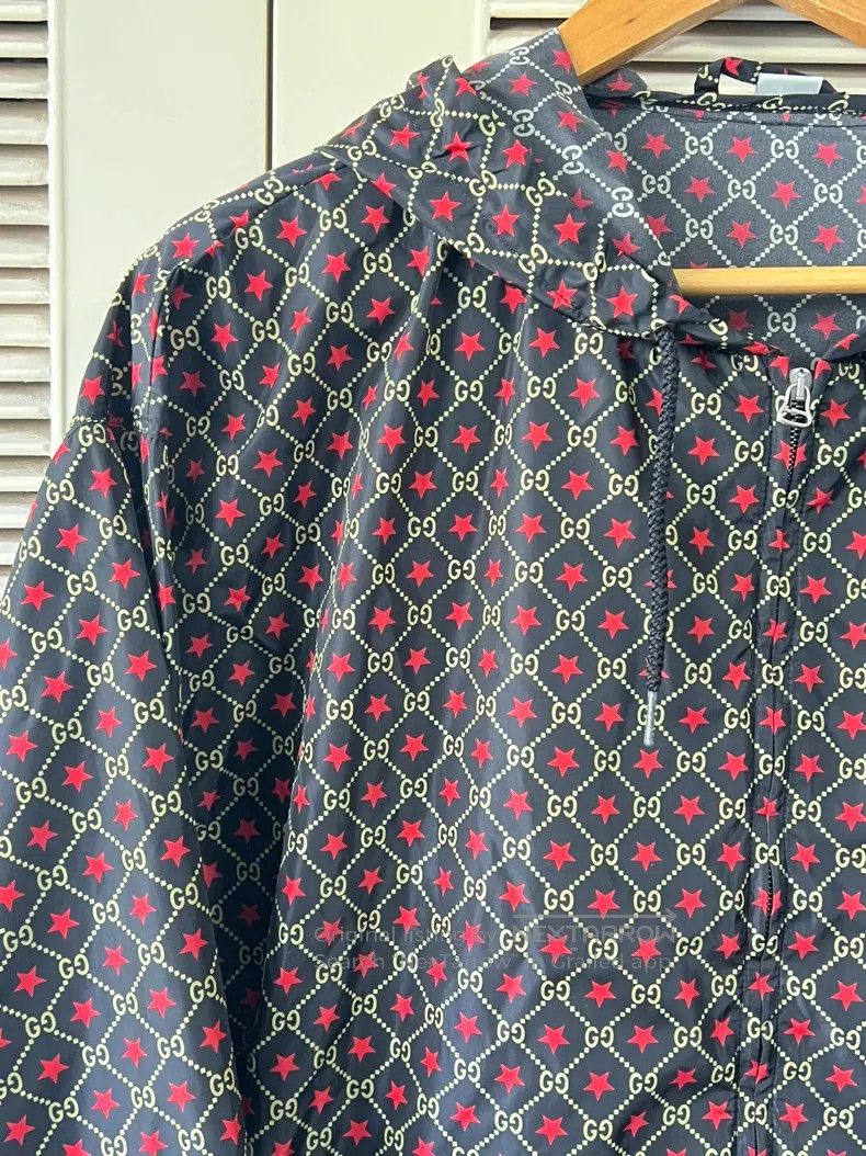 Gucci Gucci Black background red and blue geometric pattern jack Size M / US 6-8 / IT 42-44 - 4 Thumbnail