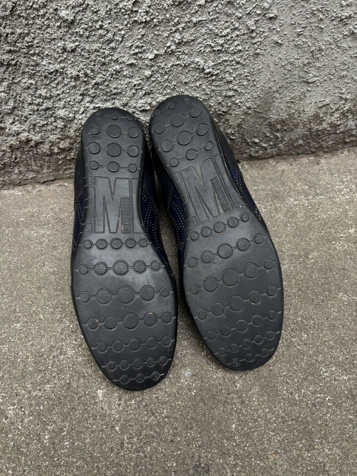 Dirk Bikkembergs Vintage Dirk Bikkembergs navy blue and silver trainers Size US 8 / EU 41 - 8 Thumbnail