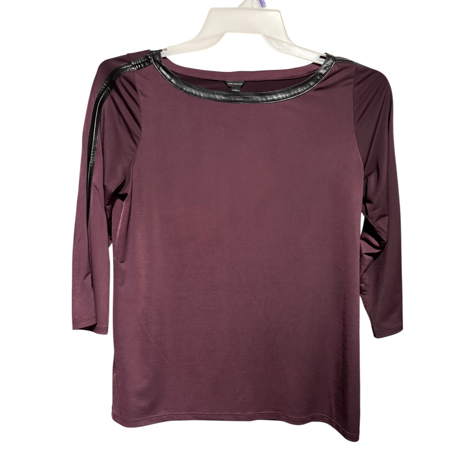 Ann Taylor Ann Taylor Maroon Black pLeather Trim 3/4 Sleeve Stretch Top Size M / US 6-8 / IT 42-44 - 1 Thumbnail