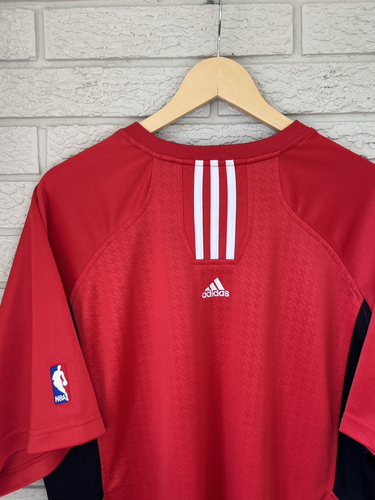 Adidas × NBA × Vintage Vintage Adidas Toronto Raptors Soccer Jersey Size US L / EU 52-54 / 3 - 7 Thumbnail