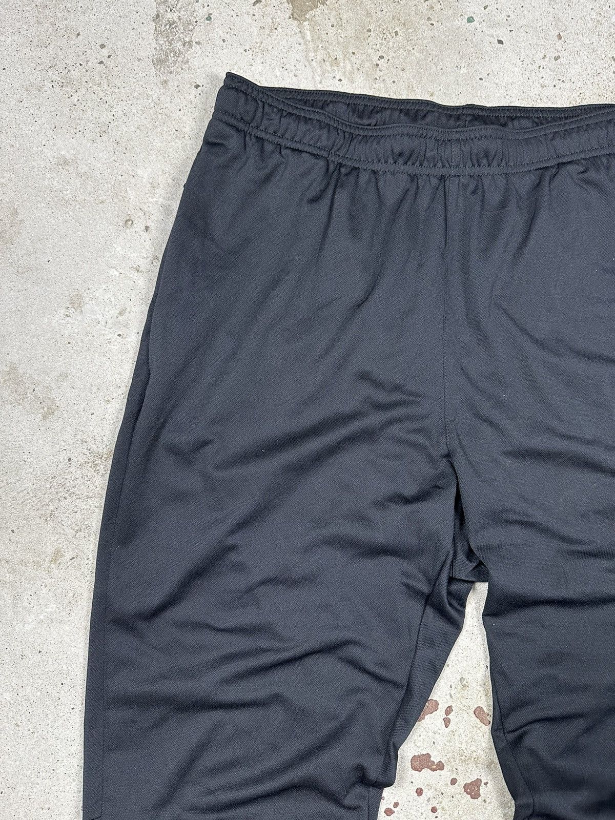 Nike Vintage Nike Black Track Pants Swoosh y2k Size US 33 - 5 Thumbnail