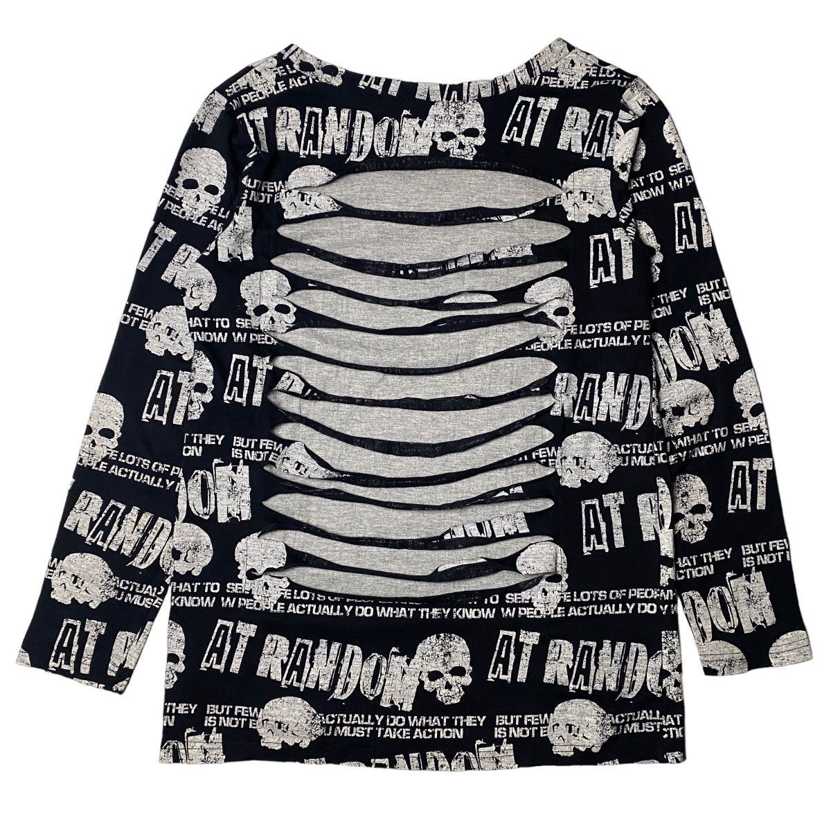 2000's Japanese Double Layer Skull Distressed Longsleeve