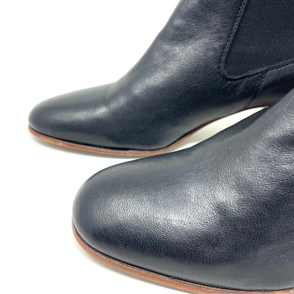 Other LIKE NEW Gidigio Black Leather Block Heel Ankle Boot Size 36 Size US 6 / IT 36 - 8 Thumbnail