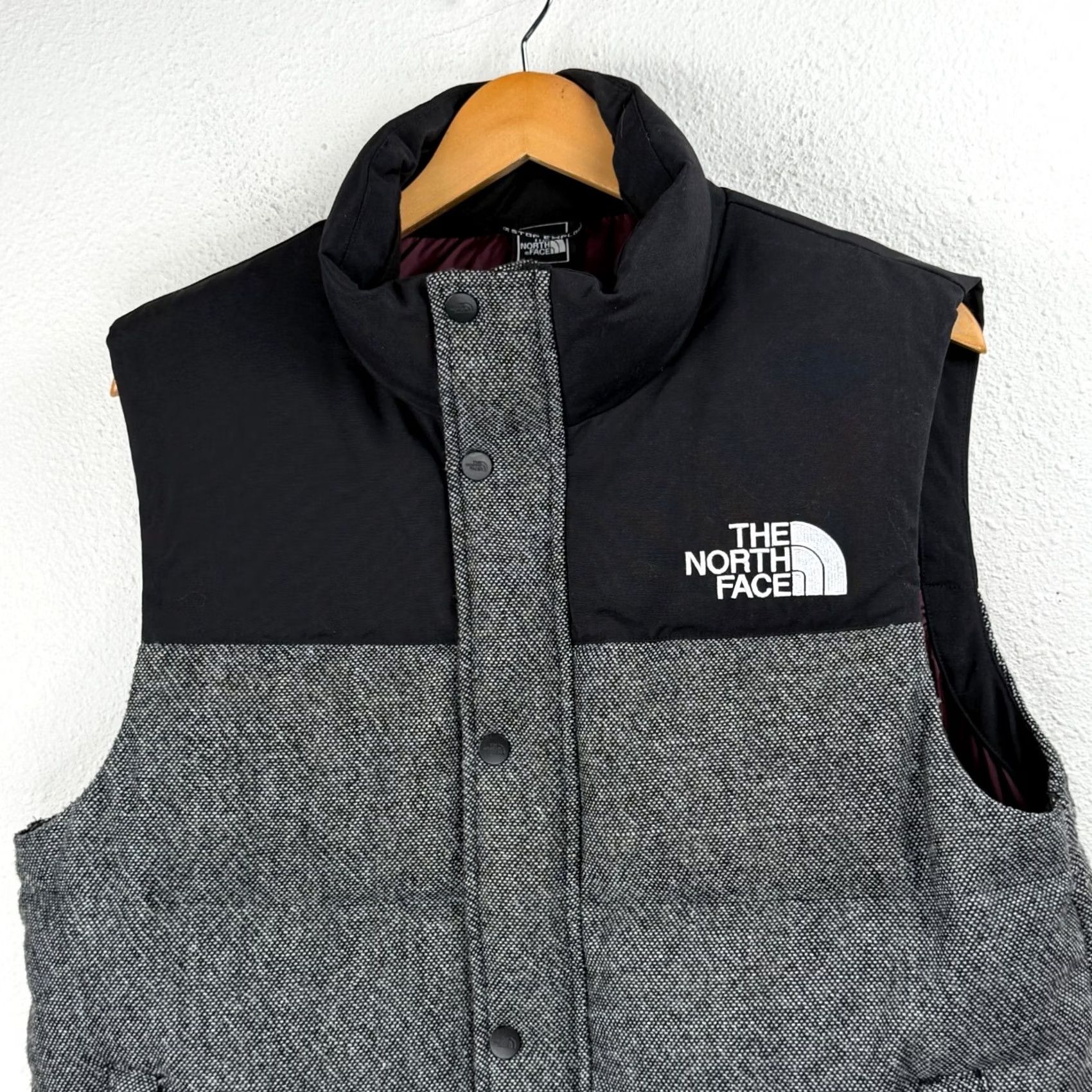 The North Face VINTAGE The North Face Puffer Vest 550 Gray Knit Mens M Medium Jacket Vest Size US M / EU 48-50 / 2 - 2 Thumbnail