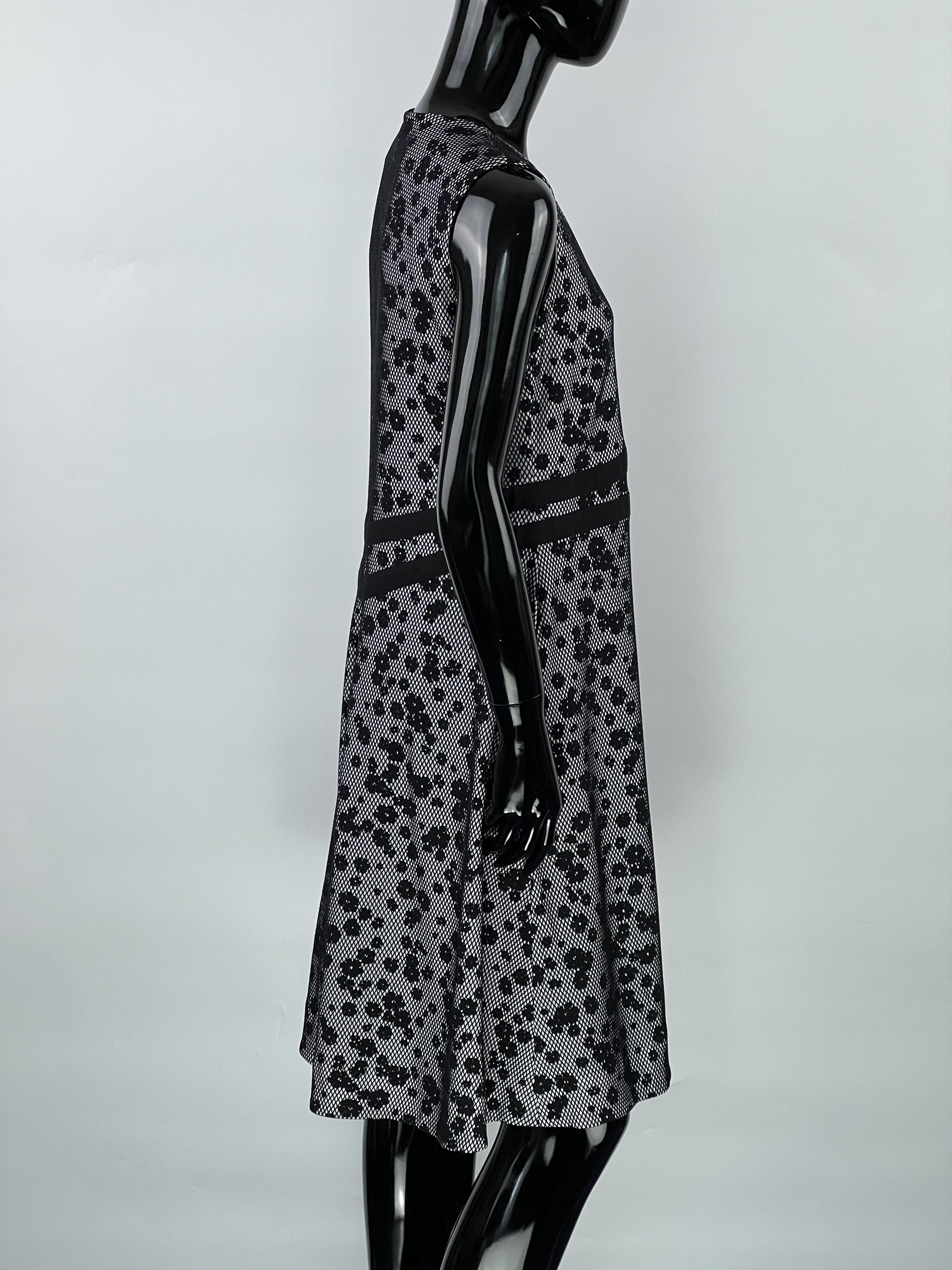 DOROTHEE SCHUMACHER Dorothee Schumacher Mesh Floral Print Sleeveless Dress M/L Size M / US 6-8 / IT 42-44 - 2 Thumbnail