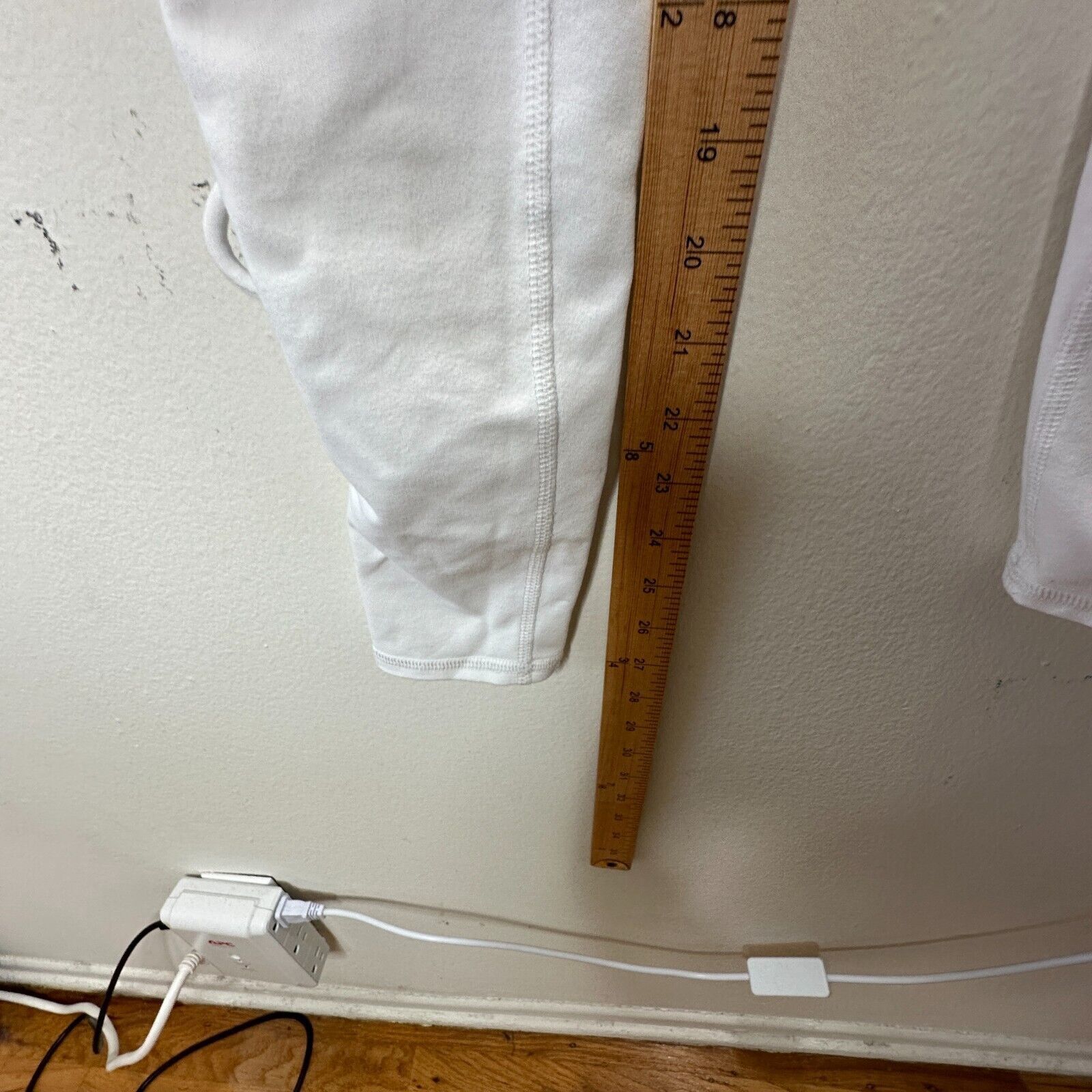Alo Alo White Legging High Waisted Lace-Up Sides Yoga Pant XS Size 25" / US 0 / IT 36 - 10 Thumbnail