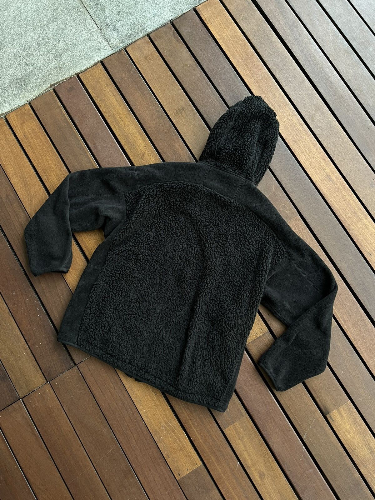 Uniqlo × White Mountaineering Uniqlo X White Mountaineering Hooded Full-Zip Fleece Jacket Size US L / EU 52-54 / 3 - 2 Thumbnail