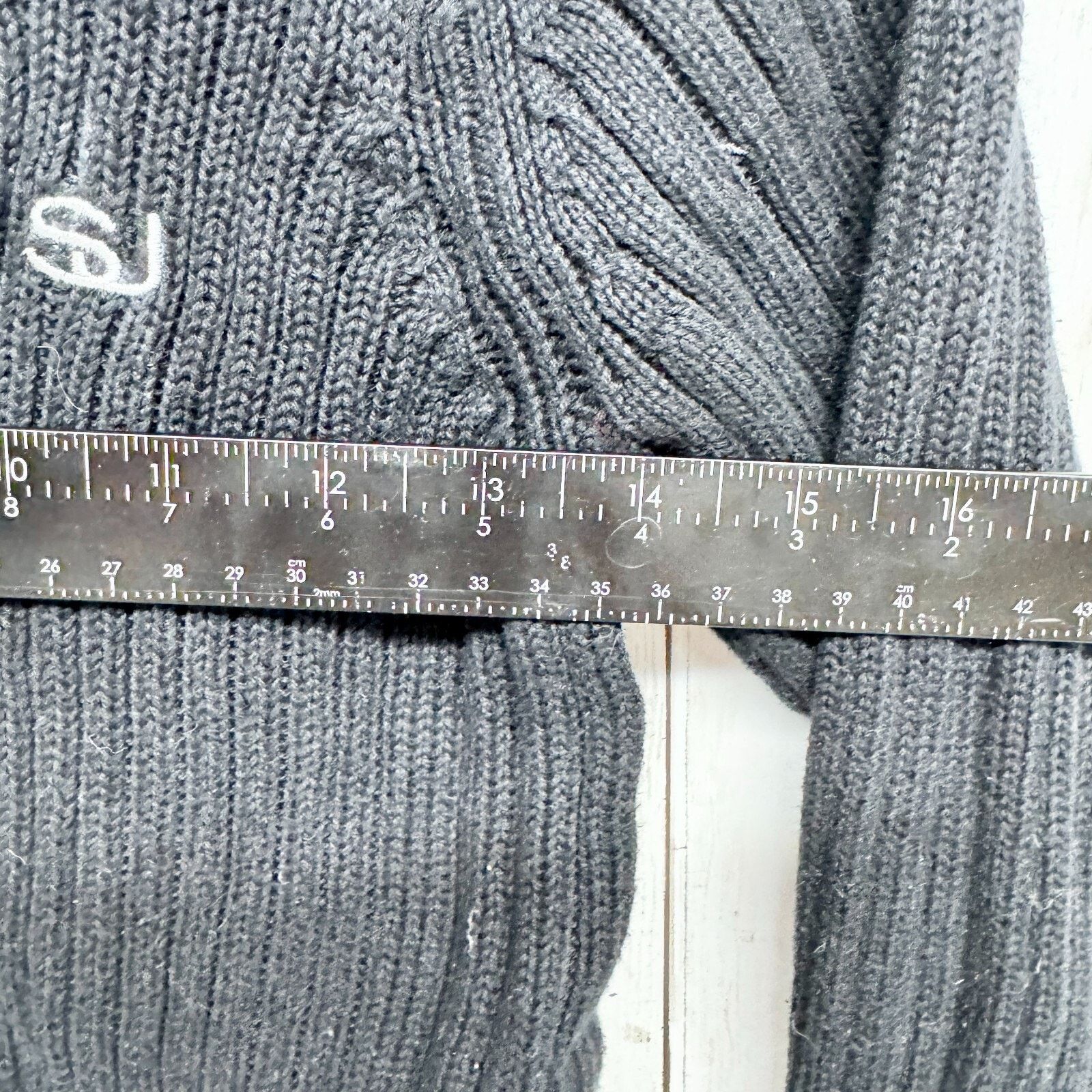 Sean John Sean John Top Sz S(8) V-neck Cable Knit Sweater Cotton Black Size S / US 4 / IT 40 - 3 Thumbnail
