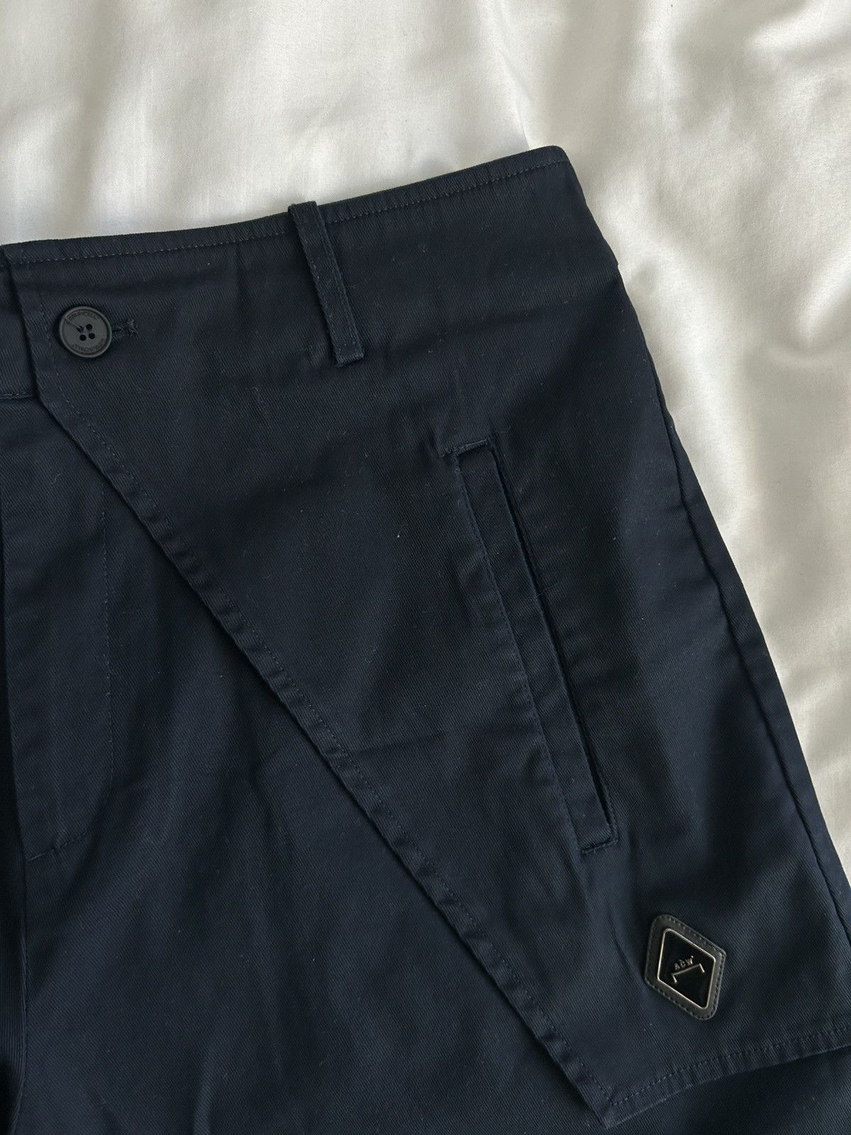 A-COLD-WALL* A Cold Wall Overlay Cargo Shorts ACW Cotton Samuel Ross Navy Size US 33 - 2 Thumbnail