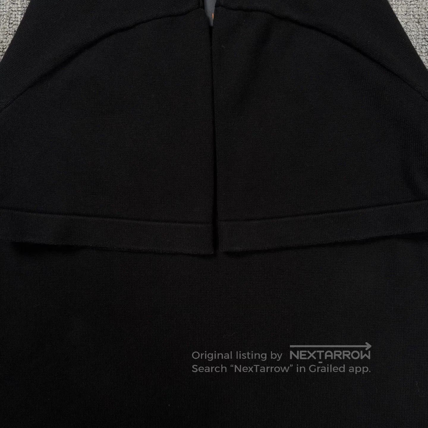Louis Vuitton LV Black Pin Logo Embroidered Short-Sleeve XS. Size US XS / EU 42 / 0 - 6 Thumbnail