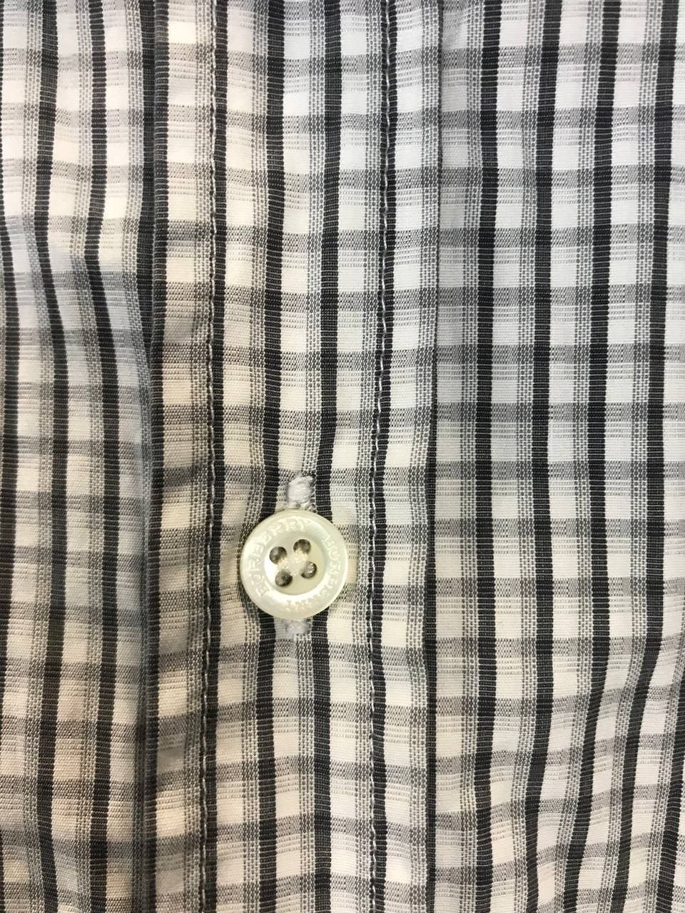Burberry Burberry luxury small logo shirt Size US M / EU 48-50 / 2 - 4 Thumbnail