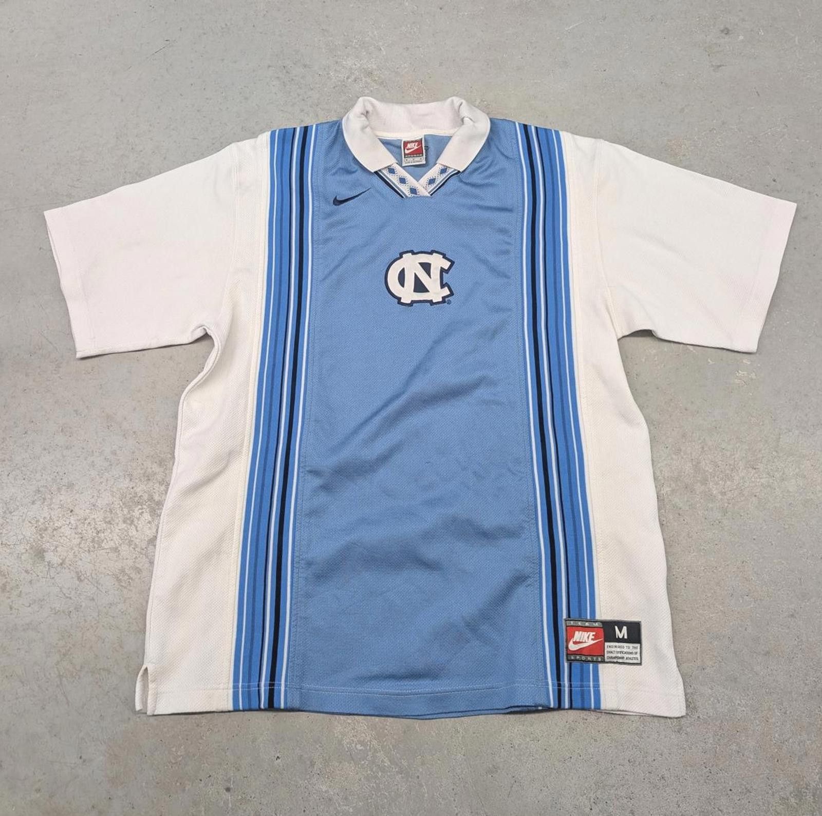 Vintage North Carolina NCAA Nike Team Warm Up Jersey UNC