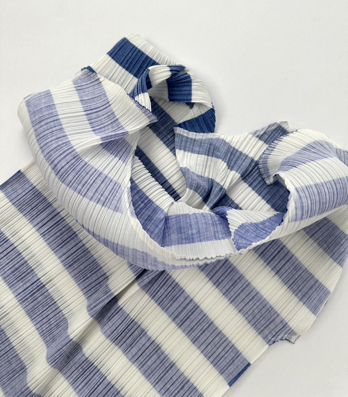 Issey Miyake × Pleats Please Issey Miyake Issey Miyake Pleats Please Stripped Pattern Sleeveless Size M / US 6-8 / IT 42-44 - 8 Thumbnail