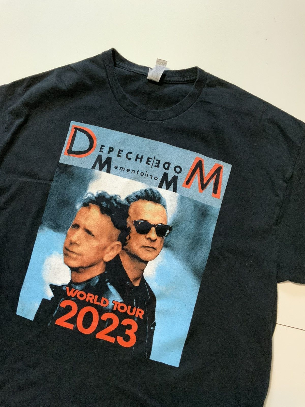 Band Tees Depeche Mode Memento Mori World Tour 2023 Rock Band T-Shirt Size US XL / EU 56 / 4 - 3 Thumbnail