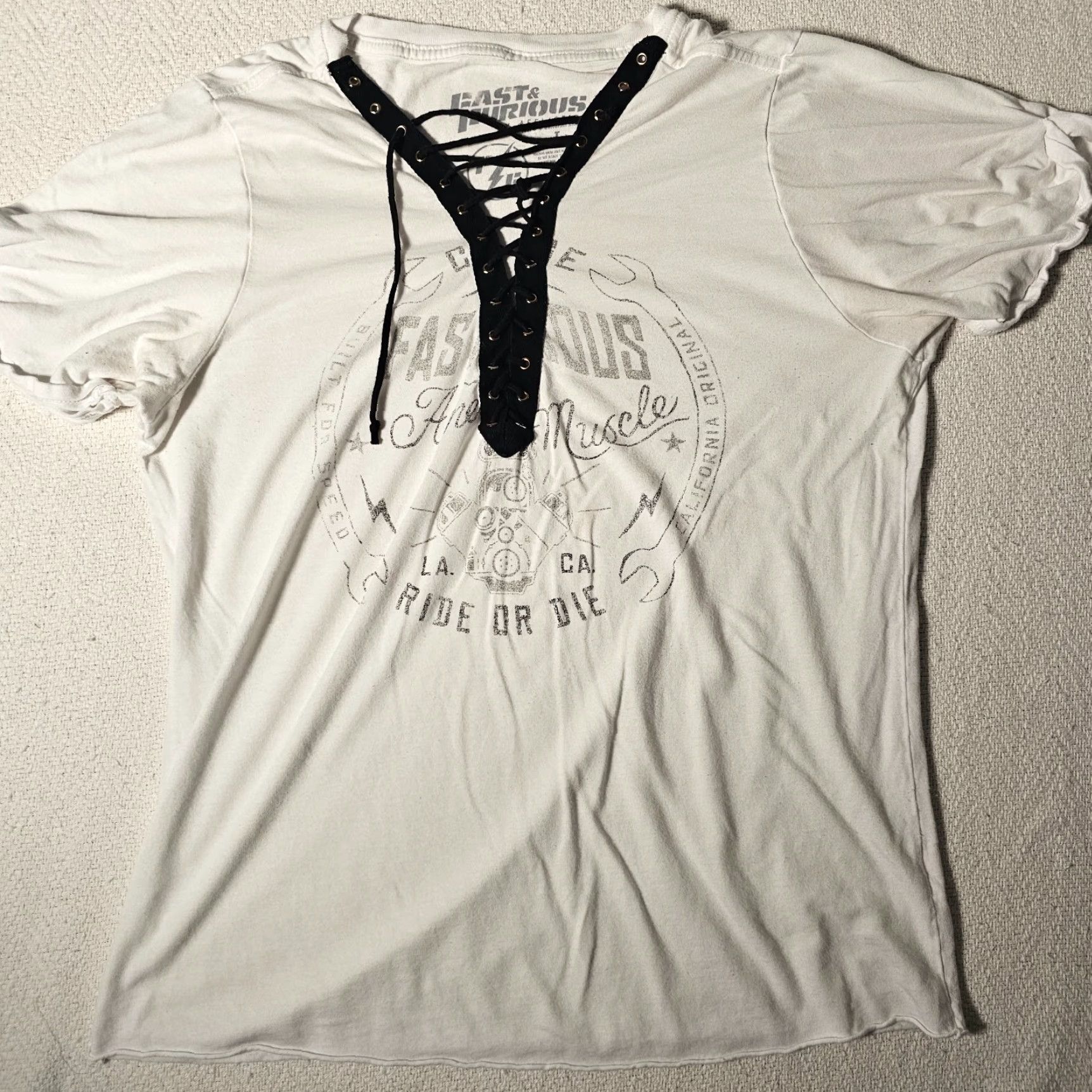 Affliction VINTAGE Affliction Women's Blouse Shirt Short Sleeve V-Neck Lace Up Neck Size Large White Fast & Furious Fashion Size L / US 10 / IT 46 - 5 Thumbnail