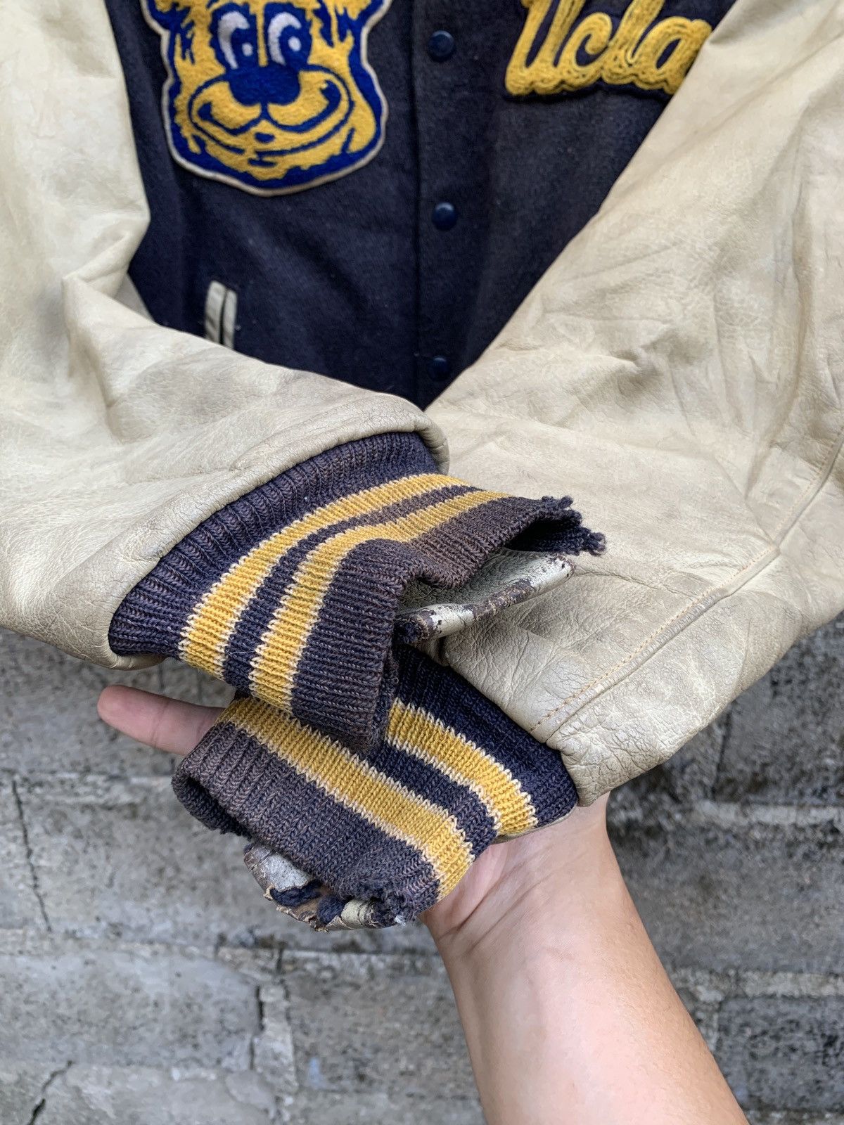 Golden Bear Rare🔥🔥Golden Bear Ucla Leather Sleeves Wool Varsity Jacket Size US M / EU 48-50 / 2 - 6 Thumbnail