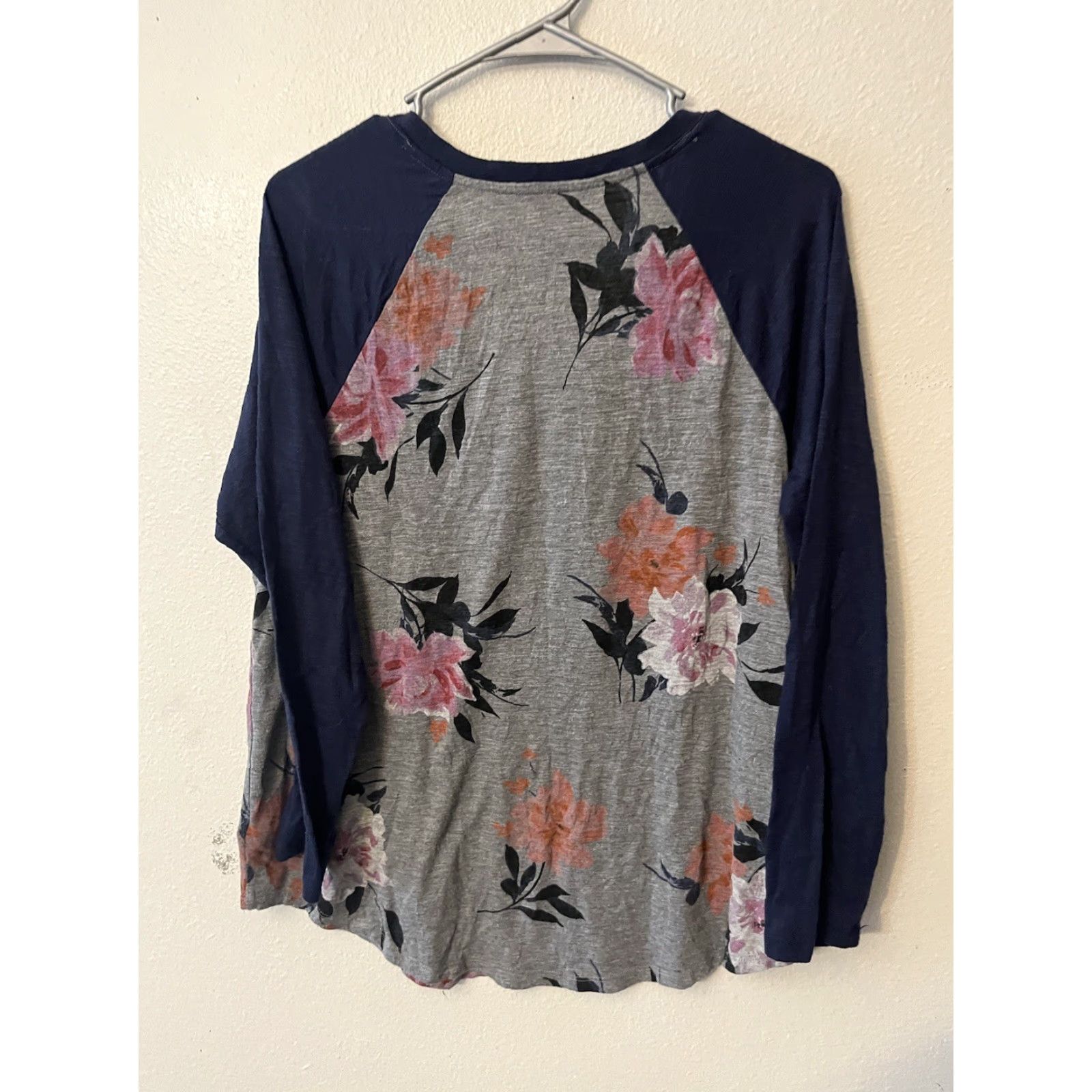 Torrid Torrid Raglan Shirt Women 0X Gray Floral Printed 3/4 Sleeve Cotton Polyester Rayon Knit Tunic Weekend Size XL / US 12-14 / IT 48-50 - 3 Thumbnail