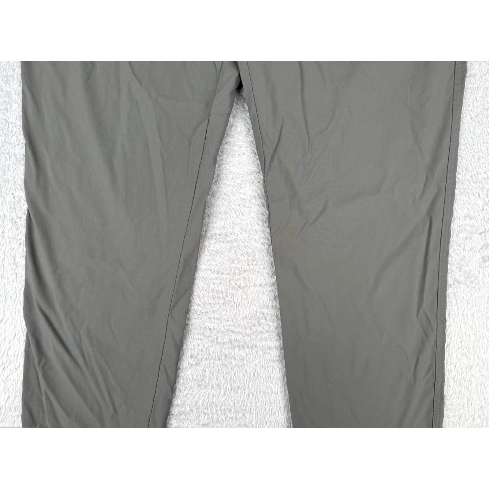 Vintage Cargo Pants Men 42 Gray Nylon Straight Leg Activewear Golf Hiking 42x32 Size US 42 / EU 58 - 3 Thumbnail