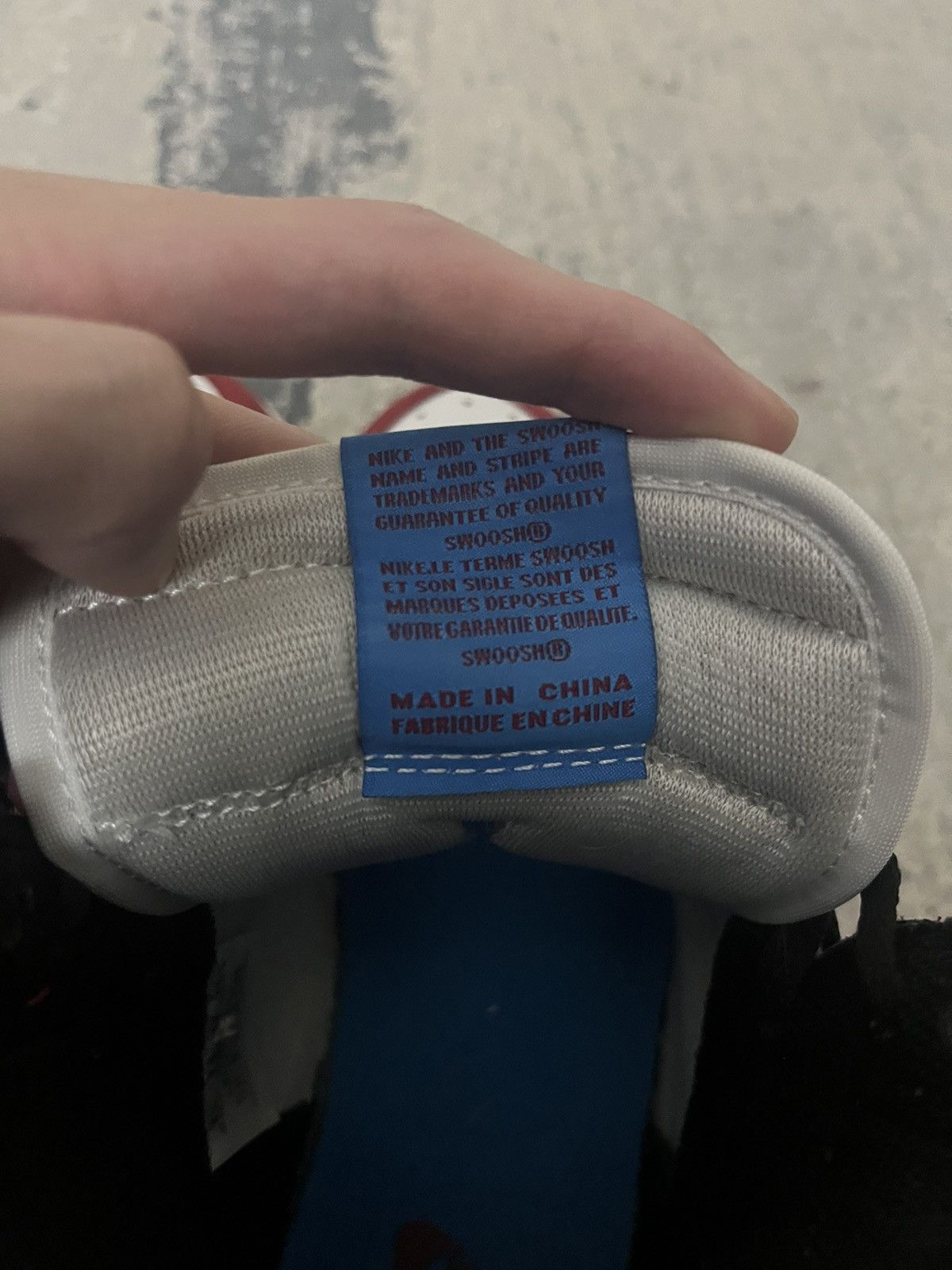 Jordan Brand × Nike Origin Story (Spider-Man) Jordan 1 High Size US 8.5 / EU 41-42 - 5 Thumbnail
