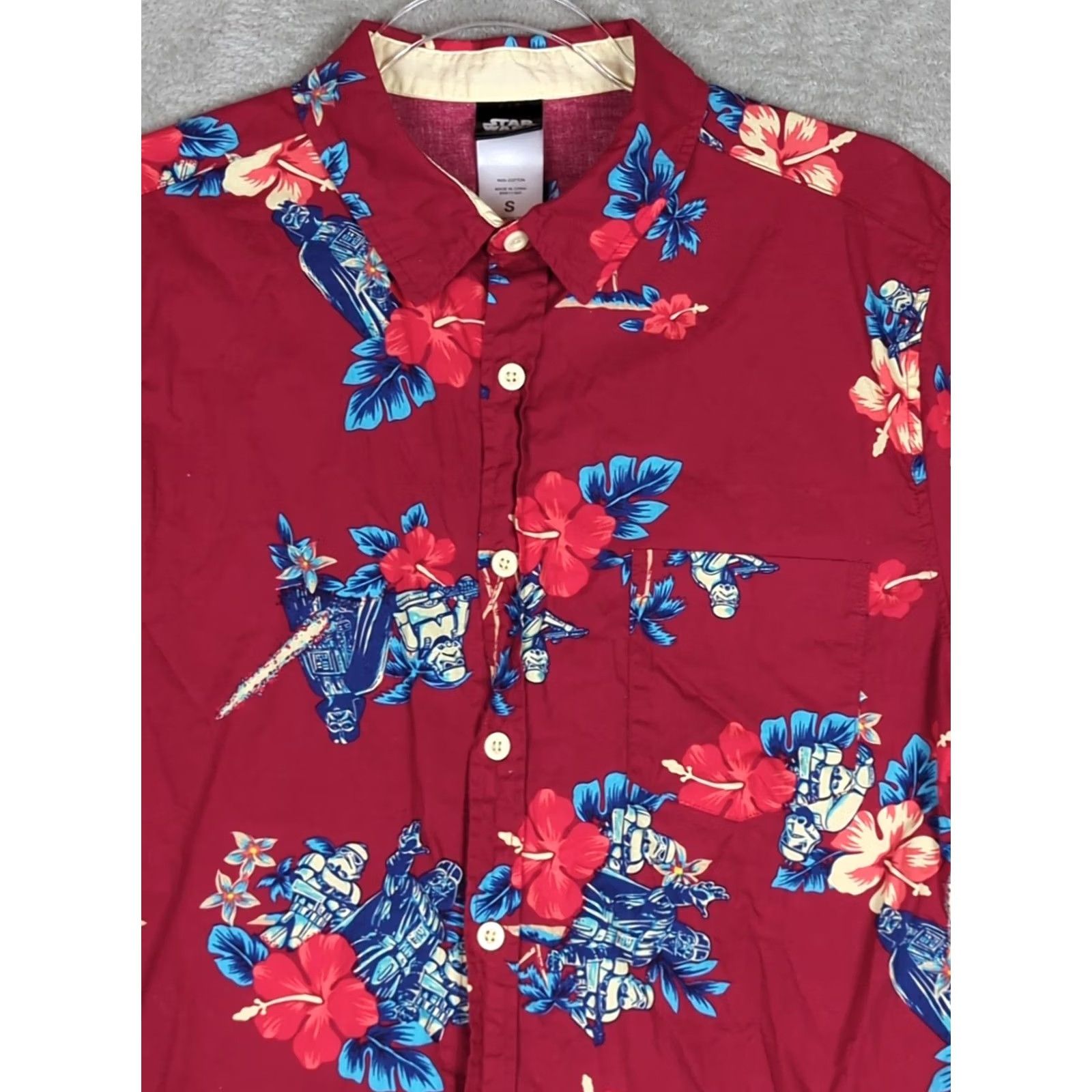 Star Wars Star Wars Hawaiian Shirt Mens Small Red Button Up Tropical Darth Vader Floral Size US S / EU 44-46 / 1 - 3 Thumbnail