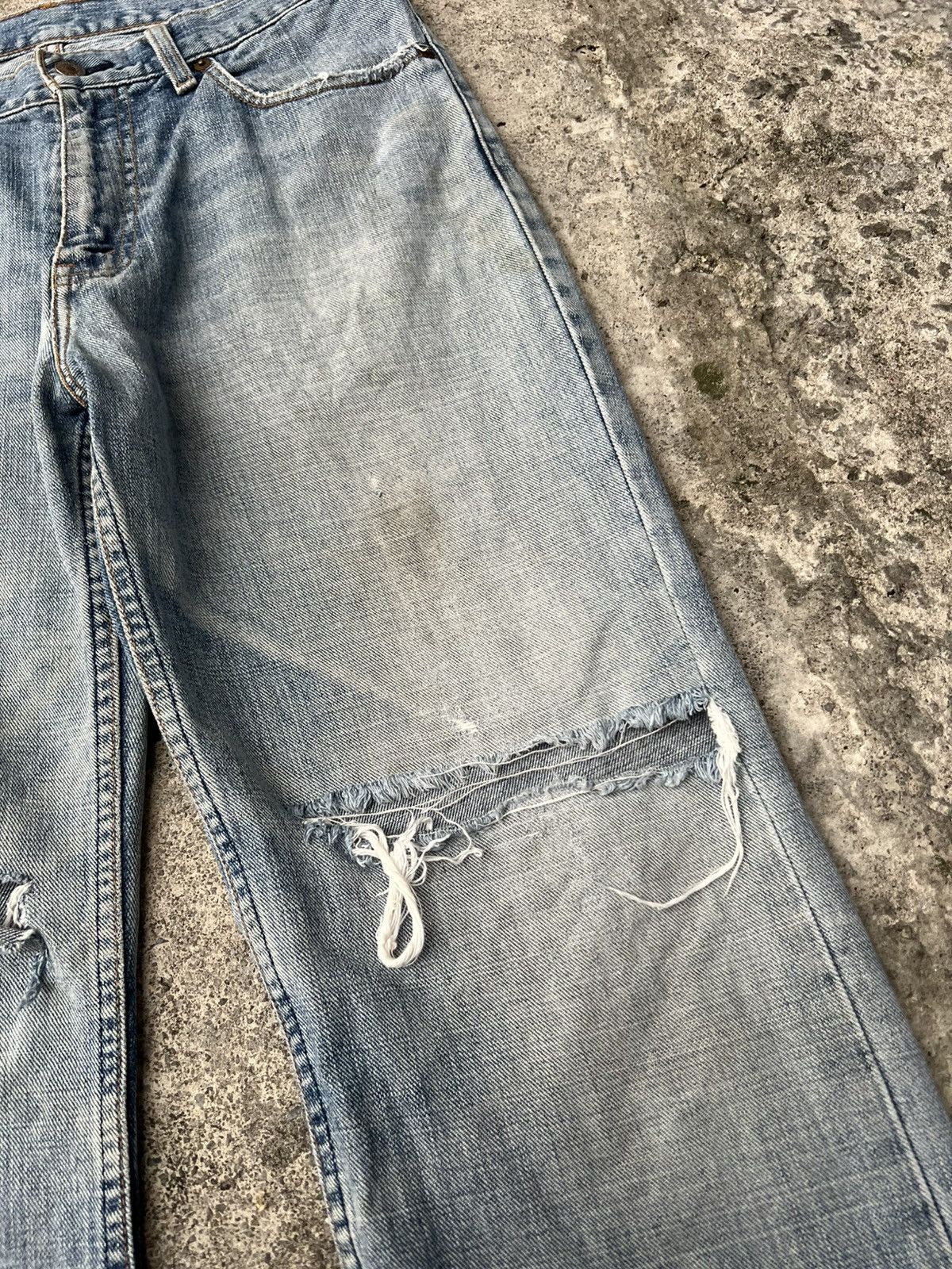 Levi's Vintage Levis 533 Distressed Light Wash Jean Size US 32 / EU 48 - 9 Thumbnail