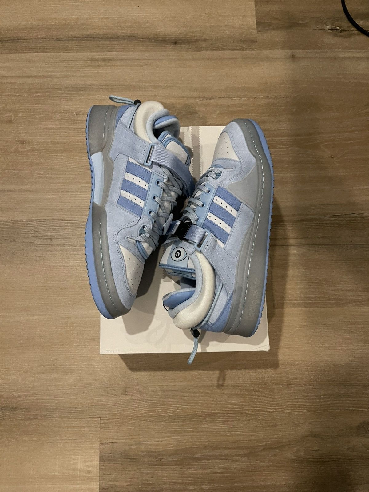 Adidas Adidas x bad bunny blue tint buckle forum low Size US 12 / EU 45 - 7 Thumbnail
