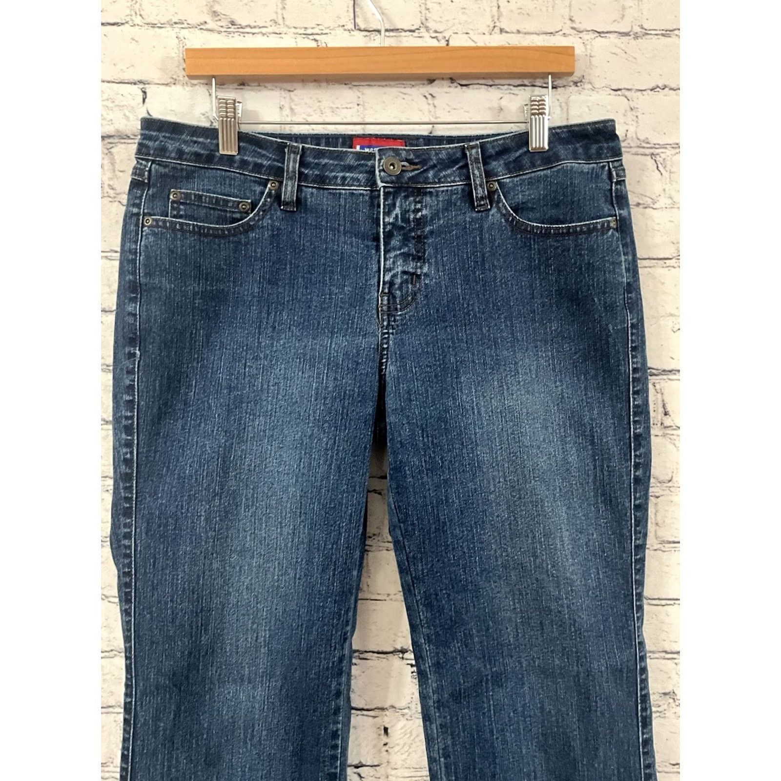 Denime Westport Jeans Womens Size 10 Blue Straight Jeans 5-Pocket Denim Studded Rhinestone Casual Shaping Stretch Regular Rise Mid Size 32" / US 10 / IT 46 - 2 Thumbnail
