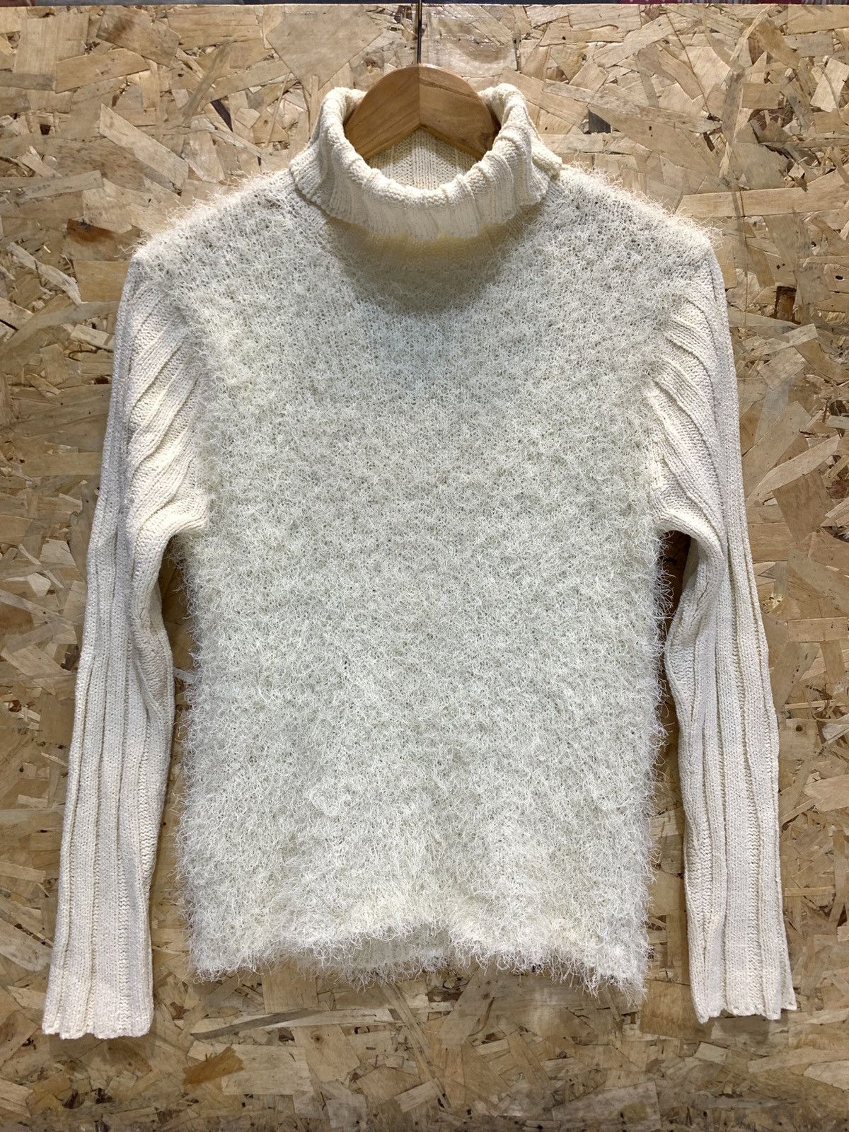 Yohji Yamamoto Workshop turtleneck fuzzy knitwear Size US S / EU 44-46 / 1 - 1 Thumbnail