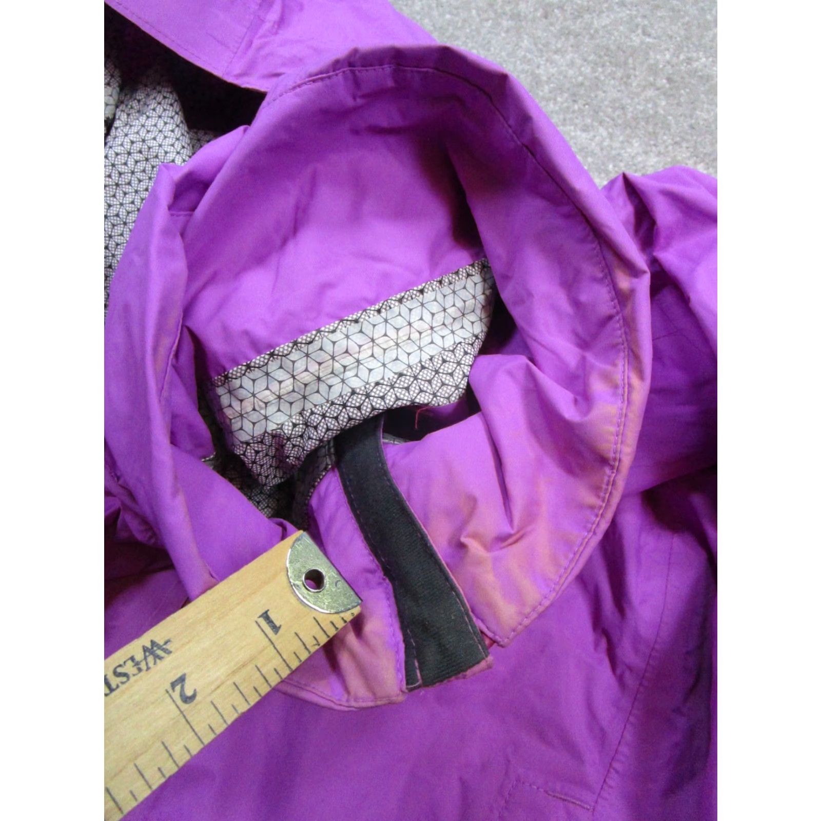 Mountain Hardwear Mountain Hardwear Rain Jacket Womens Large Purple Full Zip Jacket Womens L Purple Mountain Hardwear Size L / US 10 / IT 46 - 6 Thumbnail