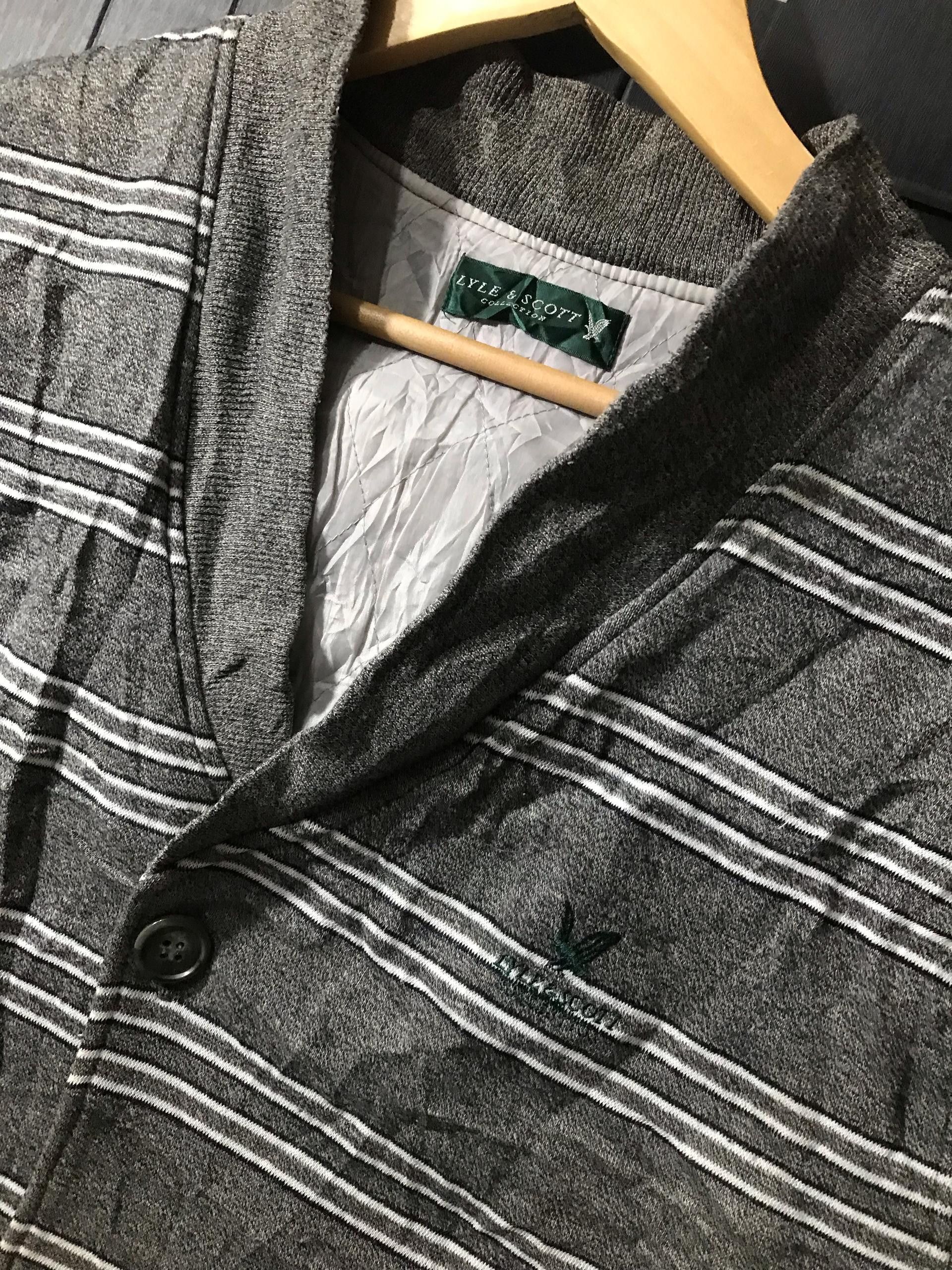 Lyle & Scott Lyle and Scott vintage vest Size US L / EU 52-54 / 3 - 2 Thumbnail
