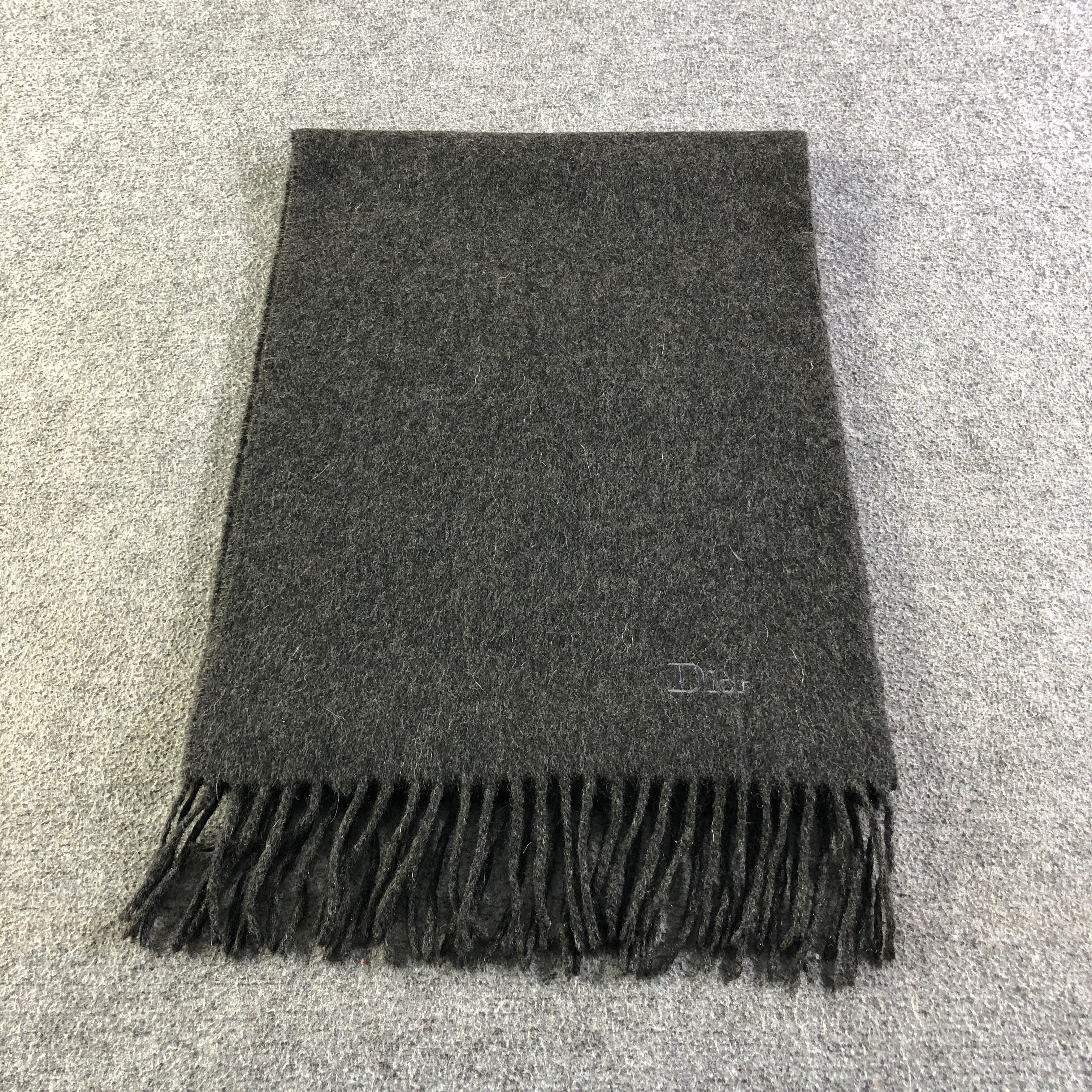 Japanese Brand Christian Dior Wool Scarf Muffler Neckwear V2654 Size ONE SIZE - 3 Thumbnail