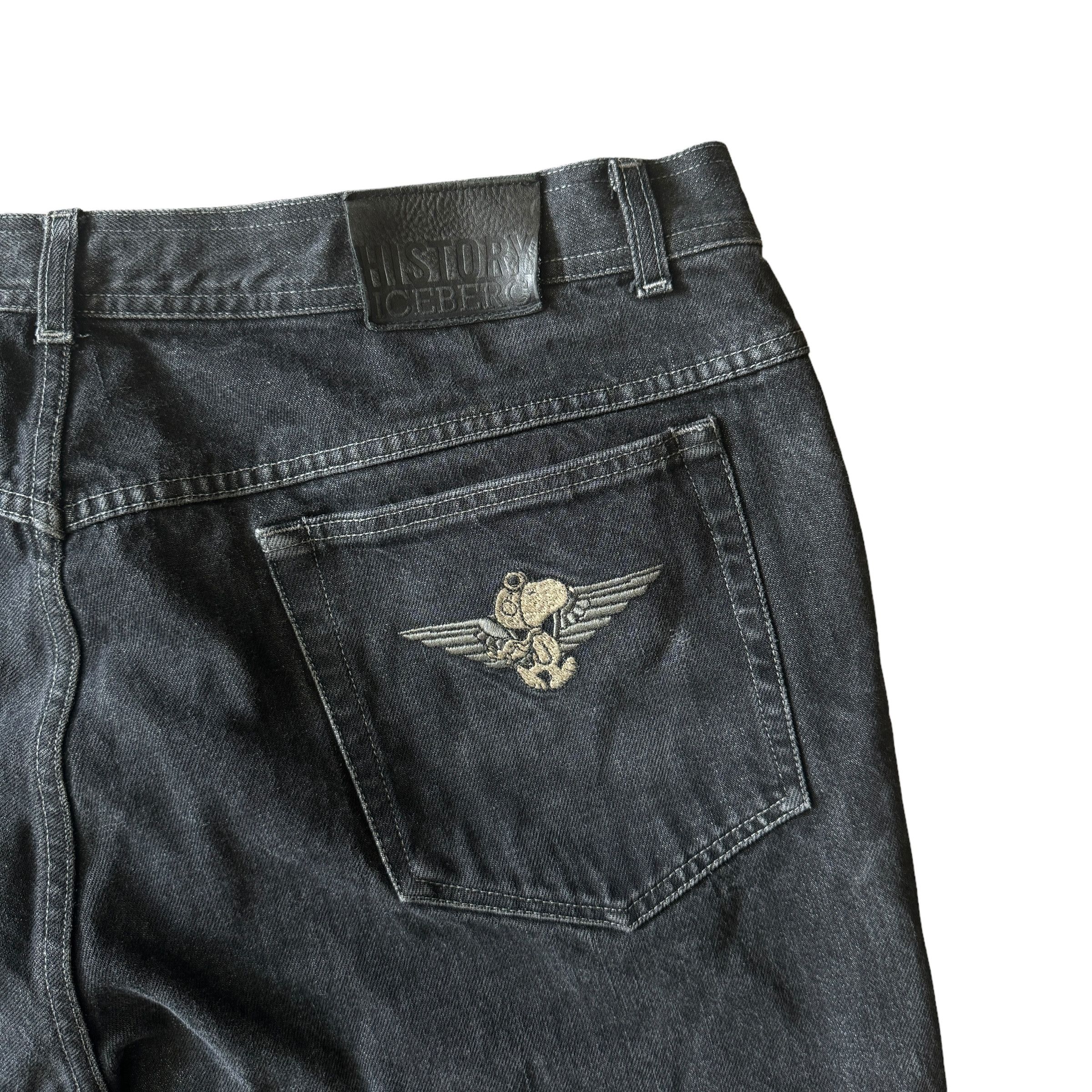 Iceberg Vintage Iceberg History Snoopy Jeans Size 42 Black Size US 42 / EU 58 - 2 Thumbnail